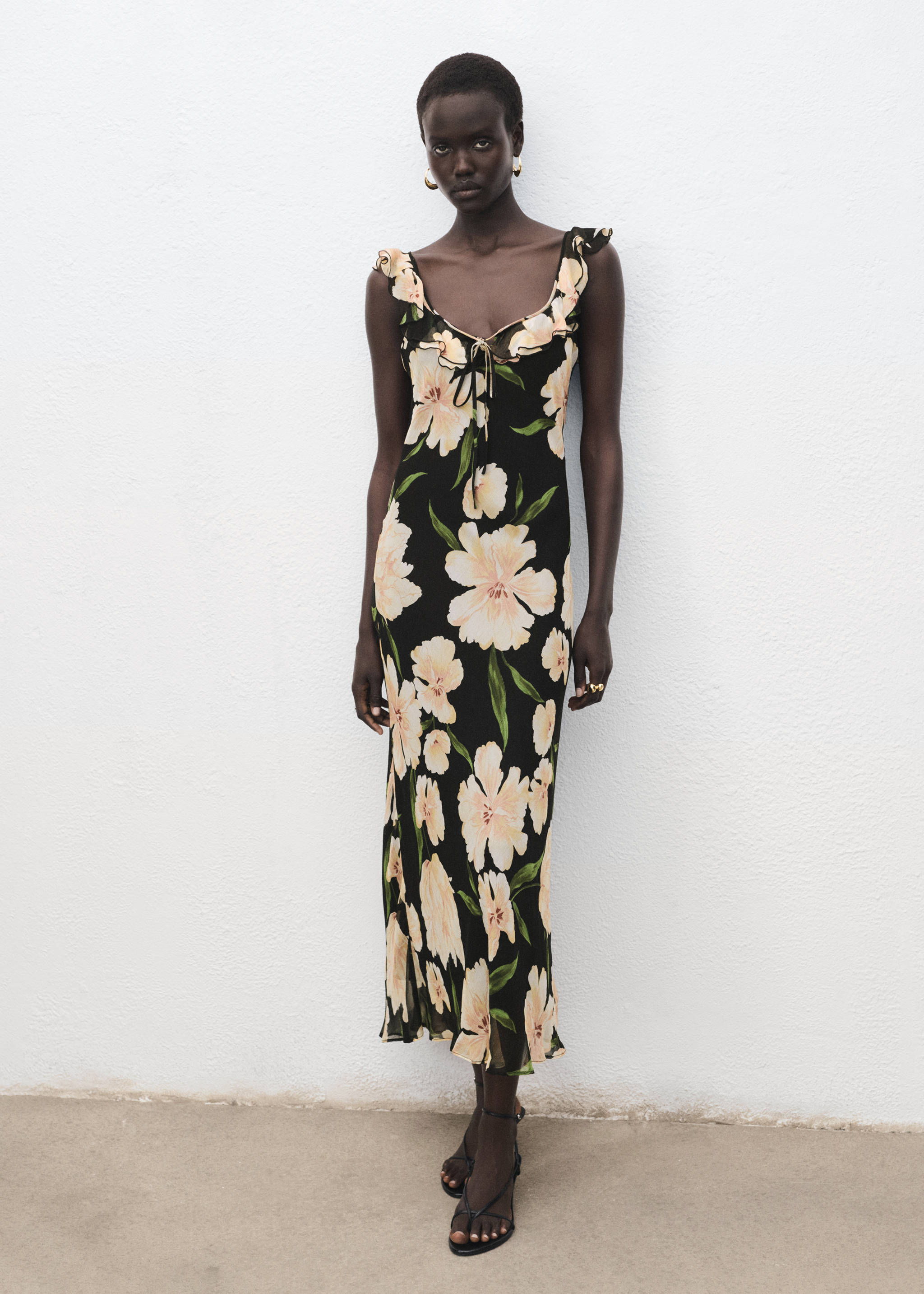 Floral-print dress with ruffle detail - General plane