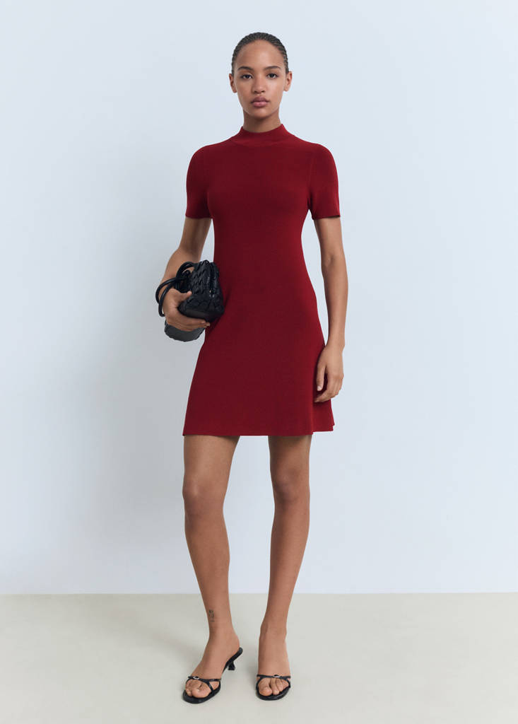 Perkins-neck knitted dress — Wine