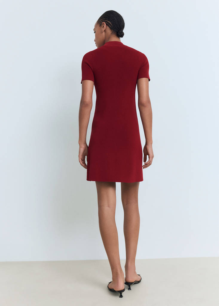 Perkins-neck knitted dress — Wine