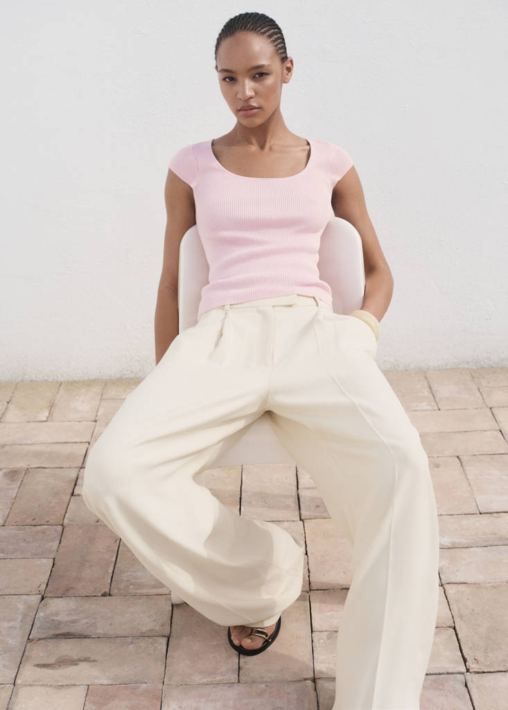 Short-sleeved ribbed sweater — Pastel Pink