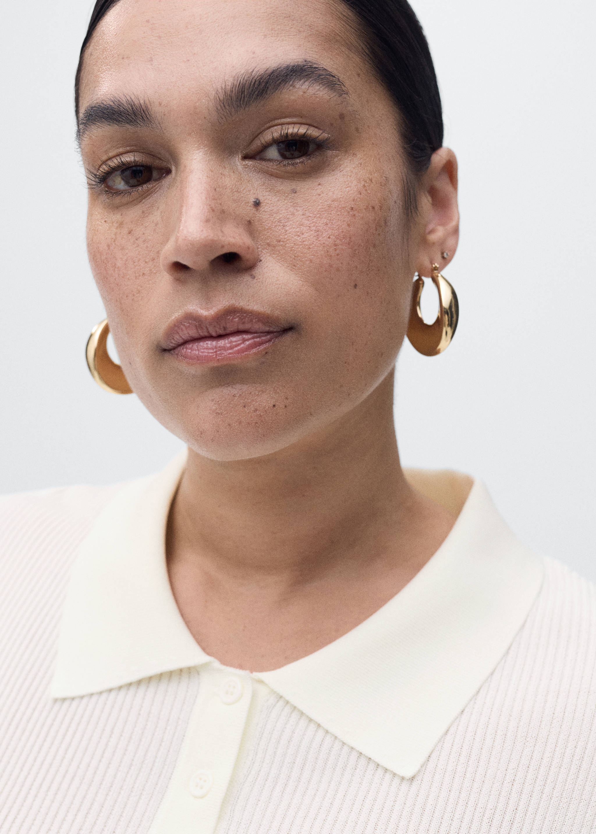 Sweter z krótkim rękawem i kołnierzykiem polo - Szczegóły artykułu 4