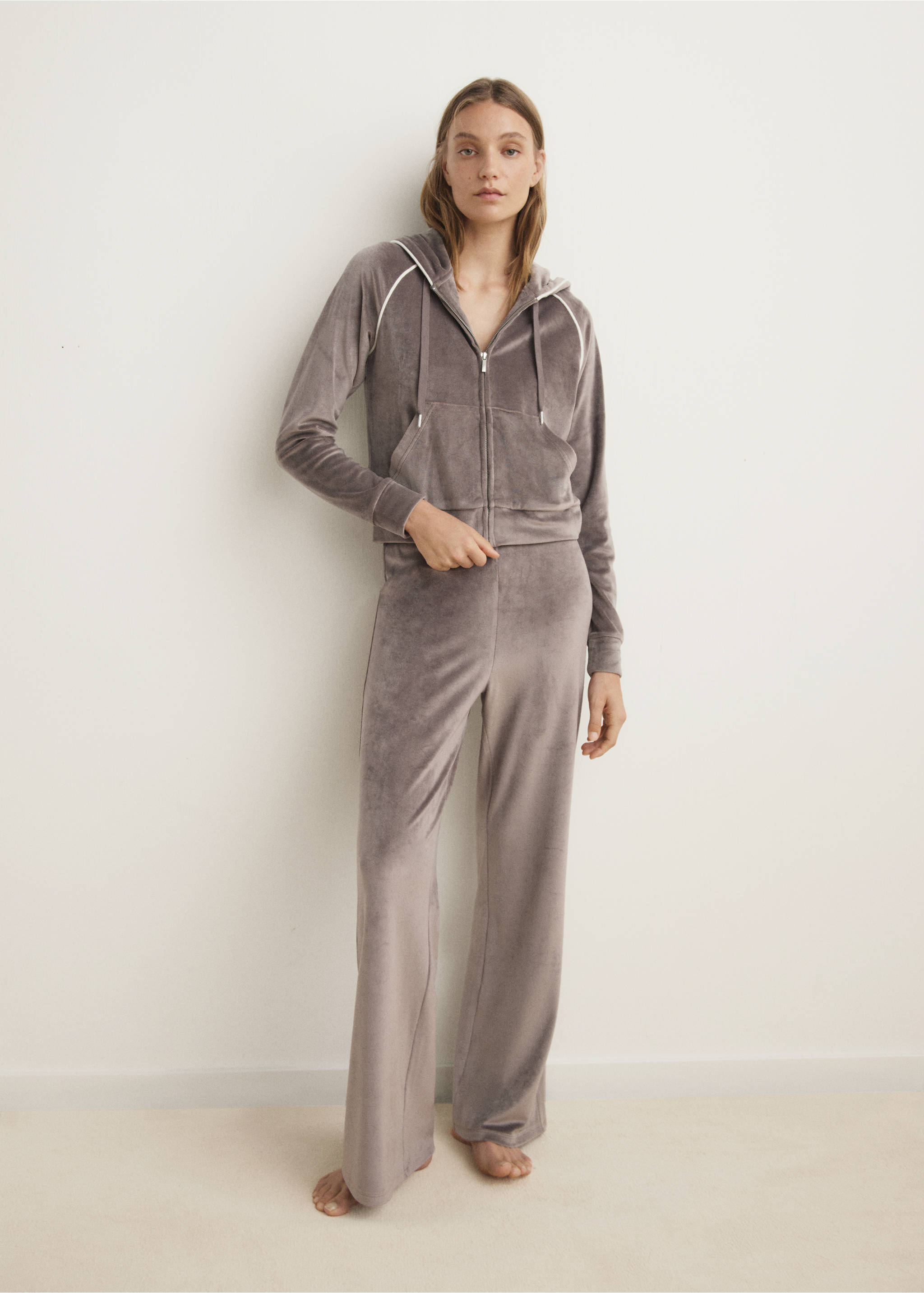 Grey velour pyjama trousers with a loose, wide-leg fit, worn with a matching hoodie., Medium Brown. Ref: 17024105-00.