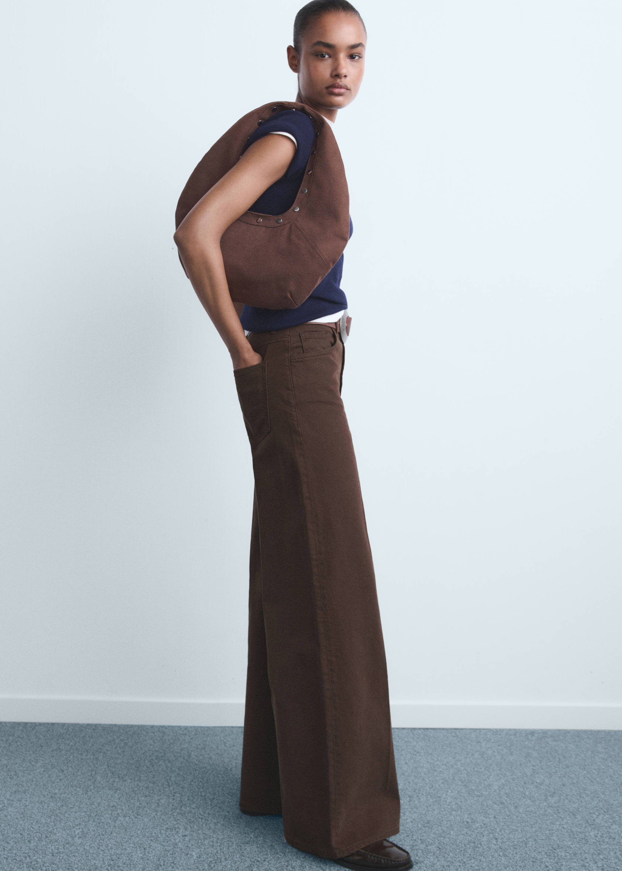 Calças de ganga wide leg com cintura alta - Pormenor do artigo 2