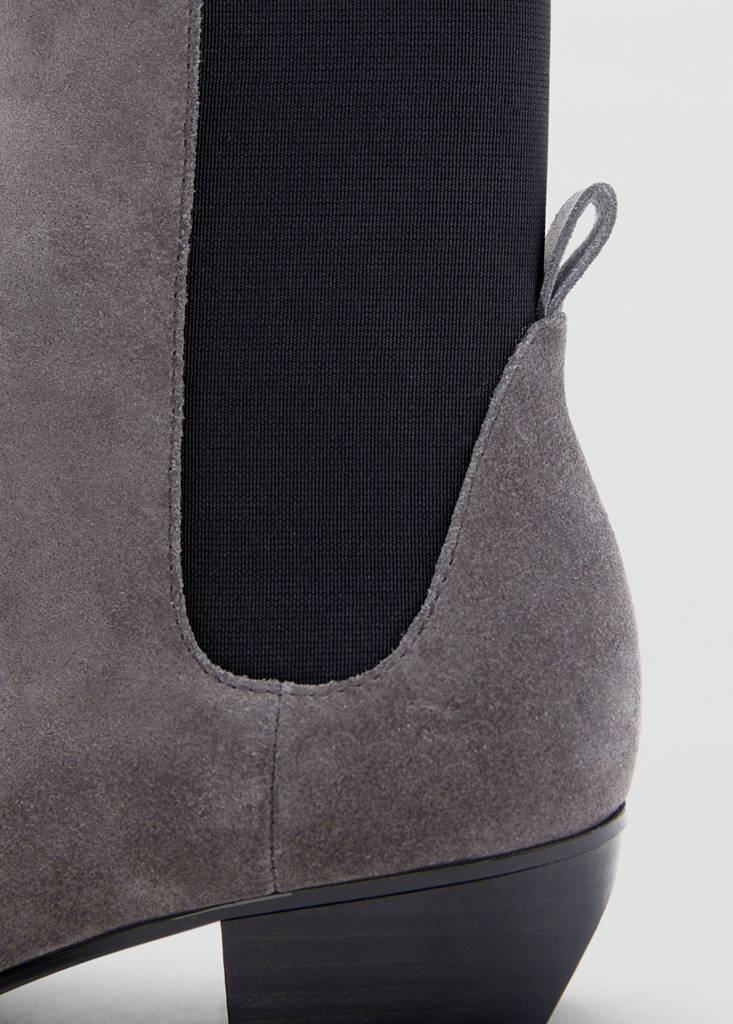 Heel suede ankle boot — Grey