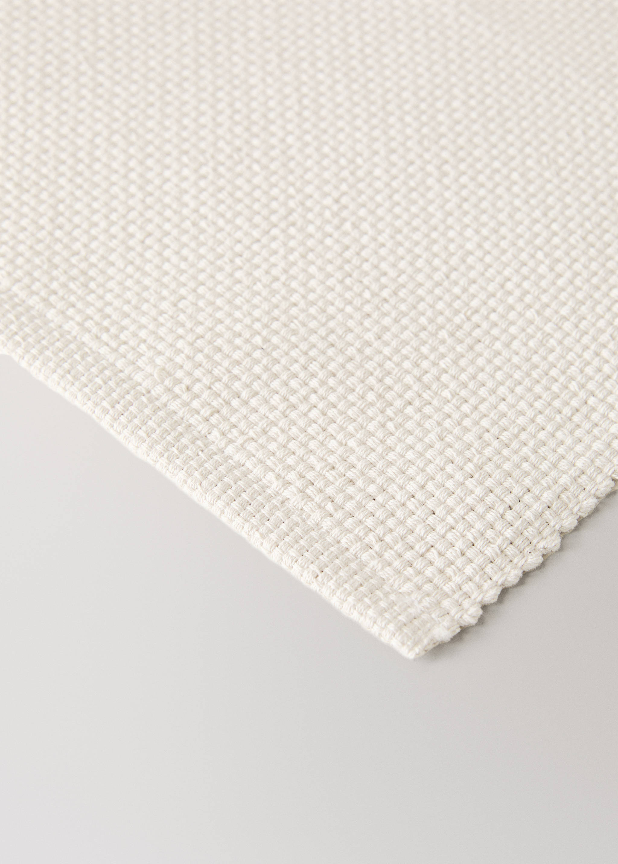 Cotton placemat made from piqué-textured cotton fabric - Details of the article 2