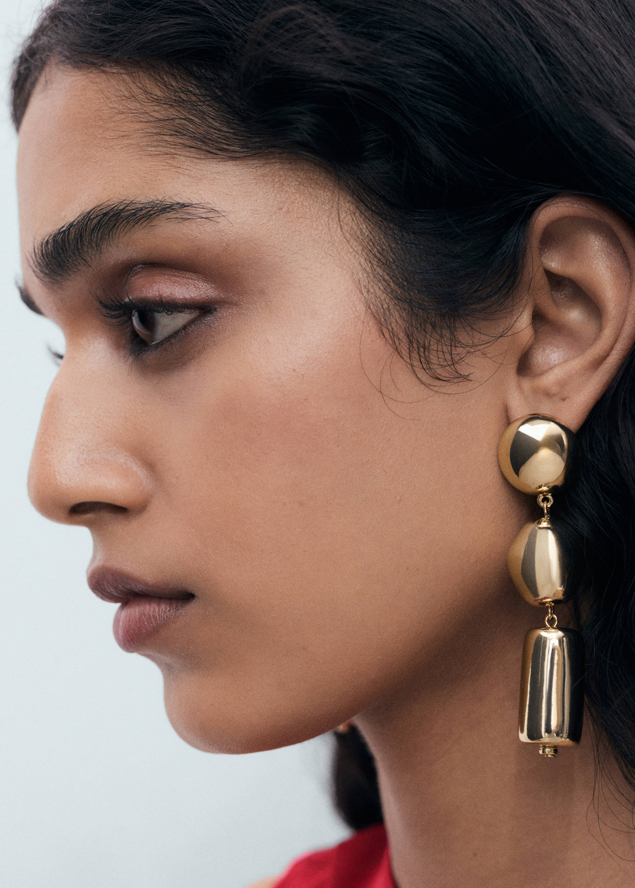 أقراط بدلاية معدنية - رؤية عامة