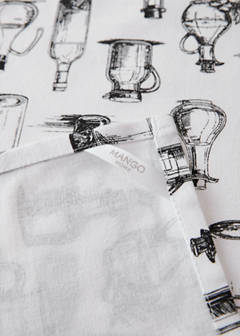 Cotton kitchen towels with bottle design — White 2