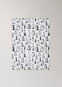Cotton kitchen towels with bottle design — White 3
