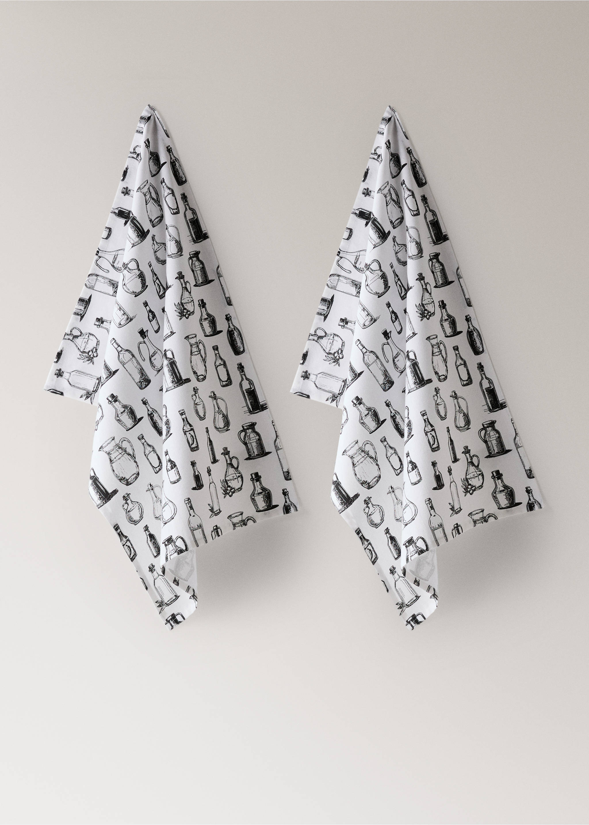 Cotton kitchen towels with bottle design - Article without model, White. Ref: 17024137-00.