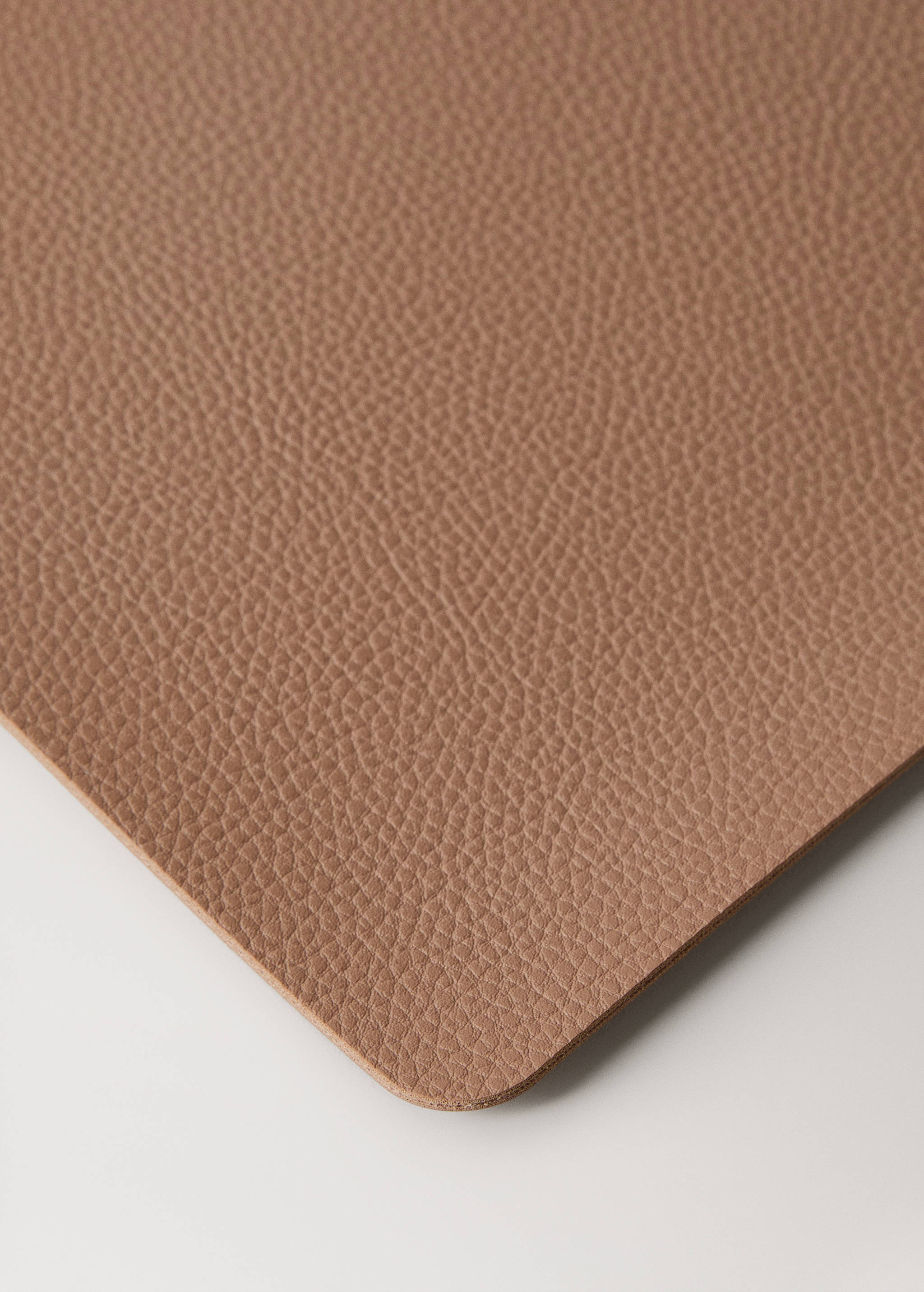 Rectangular faux leather table mat - Details of the article 2