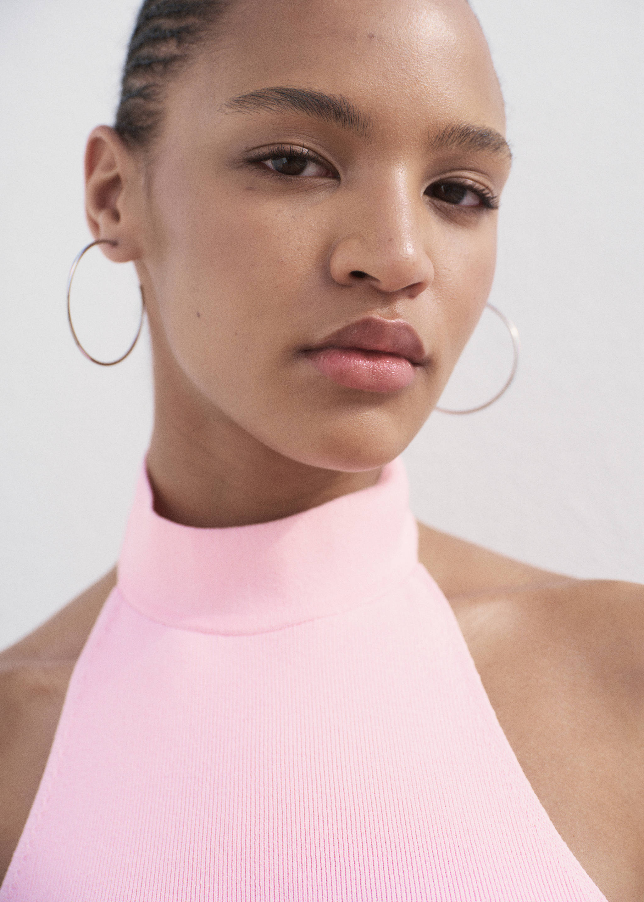 Halter-neck knitted top - Details of the article 1