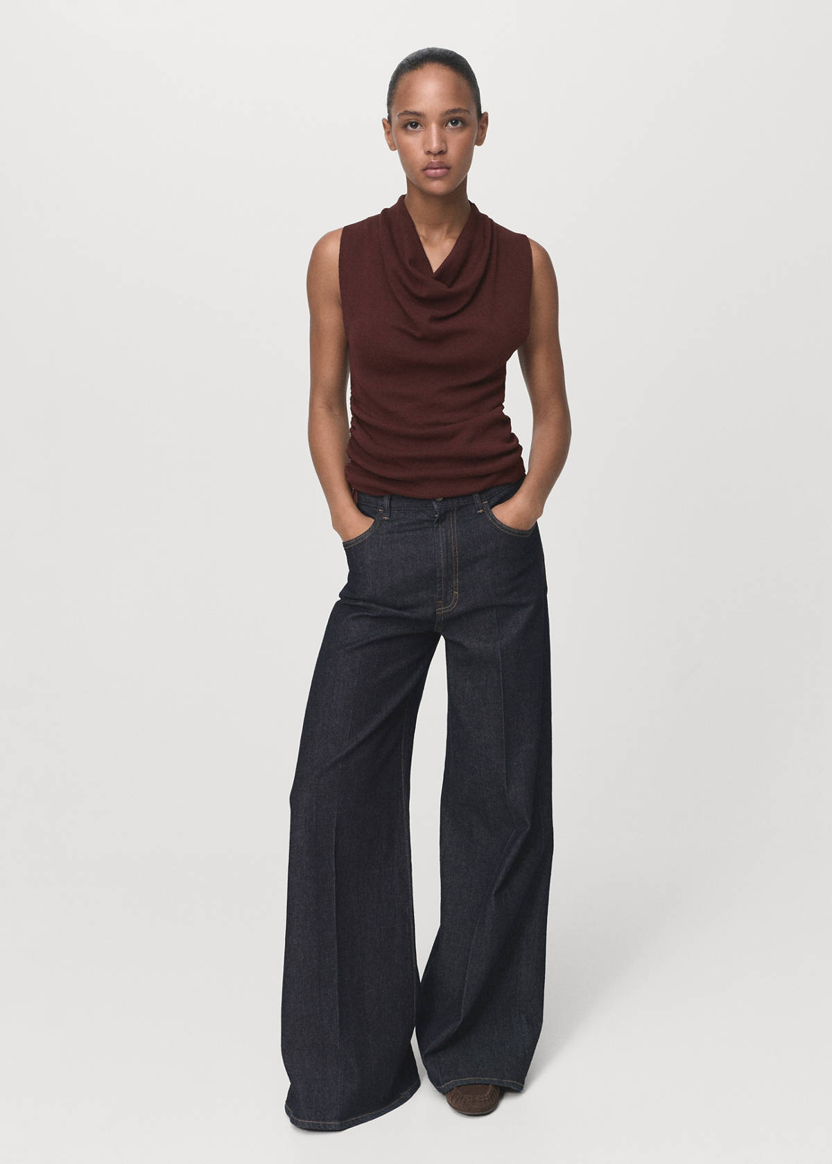 Ruched knitted top — Brown