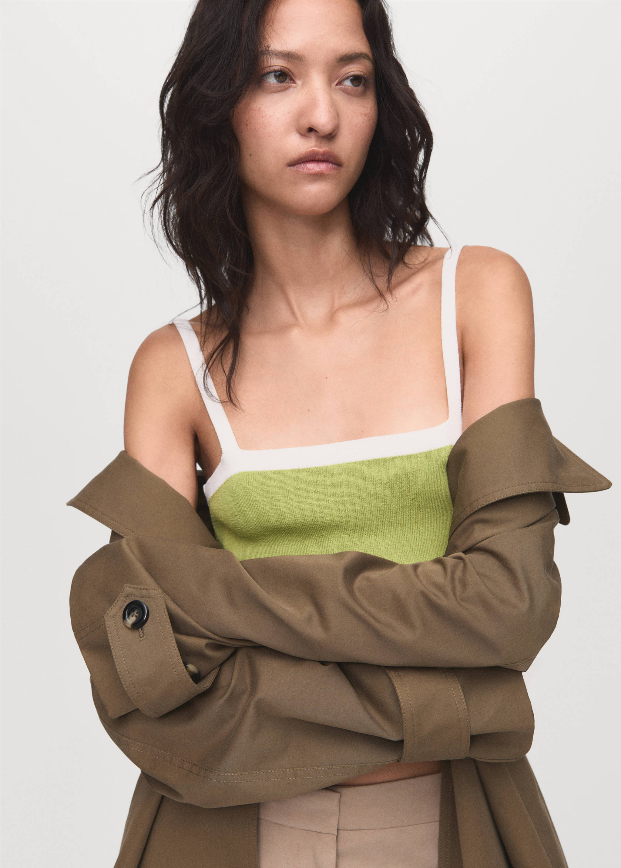 Knitted top with crossed back - Details of the article 1