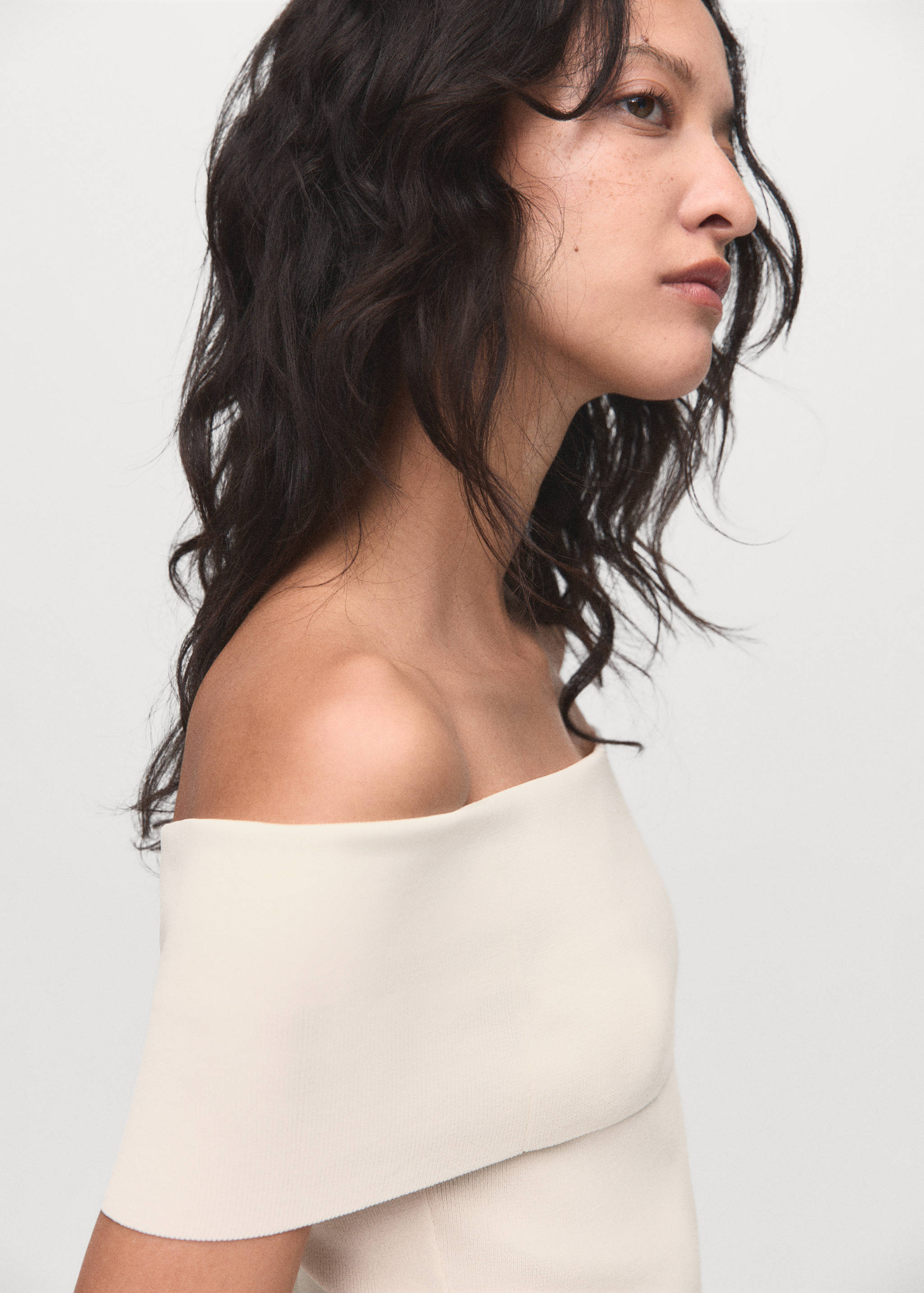 Strapless knitted top - Details of the article 1