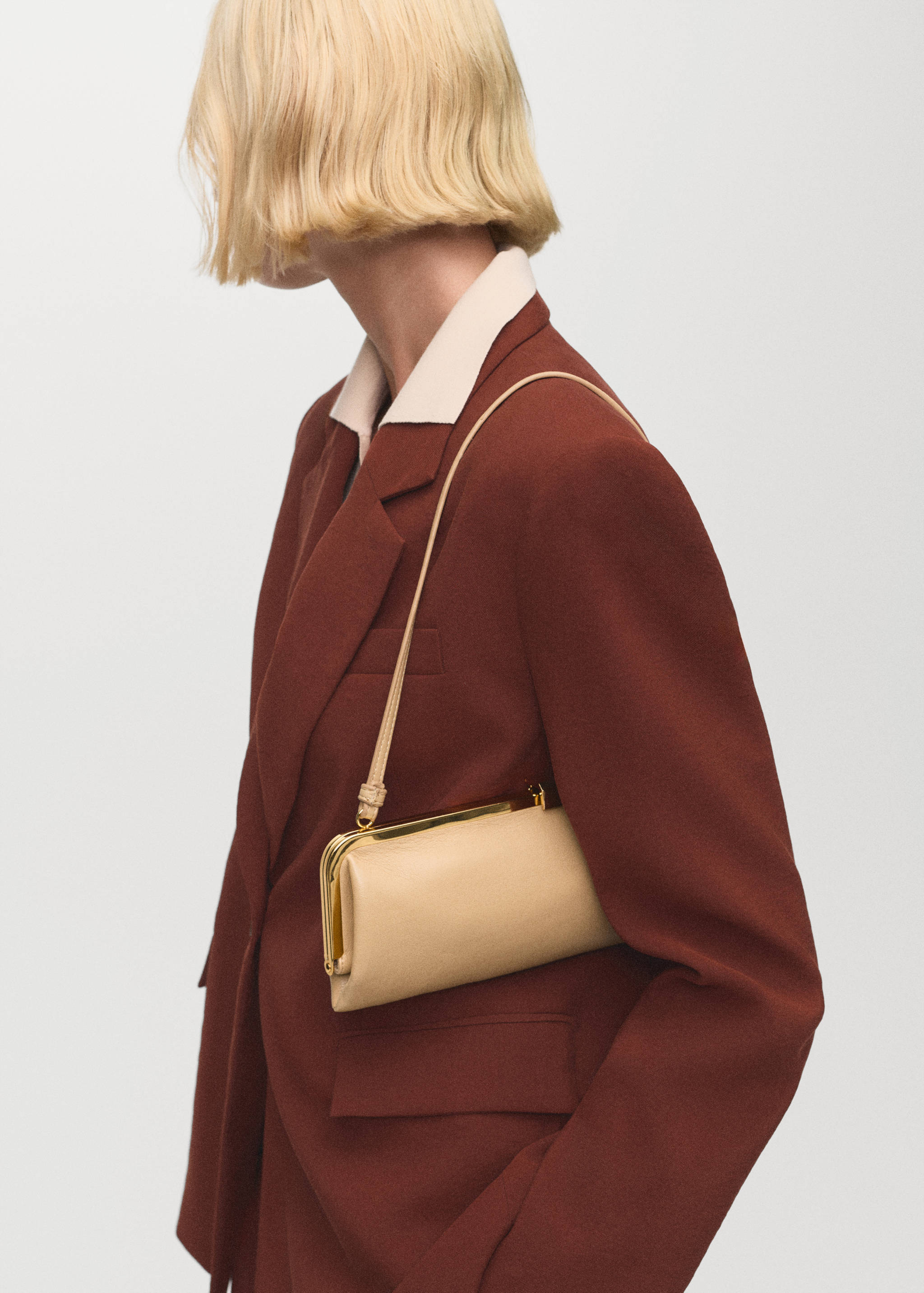 Blazer de costume modal - Plan moyen