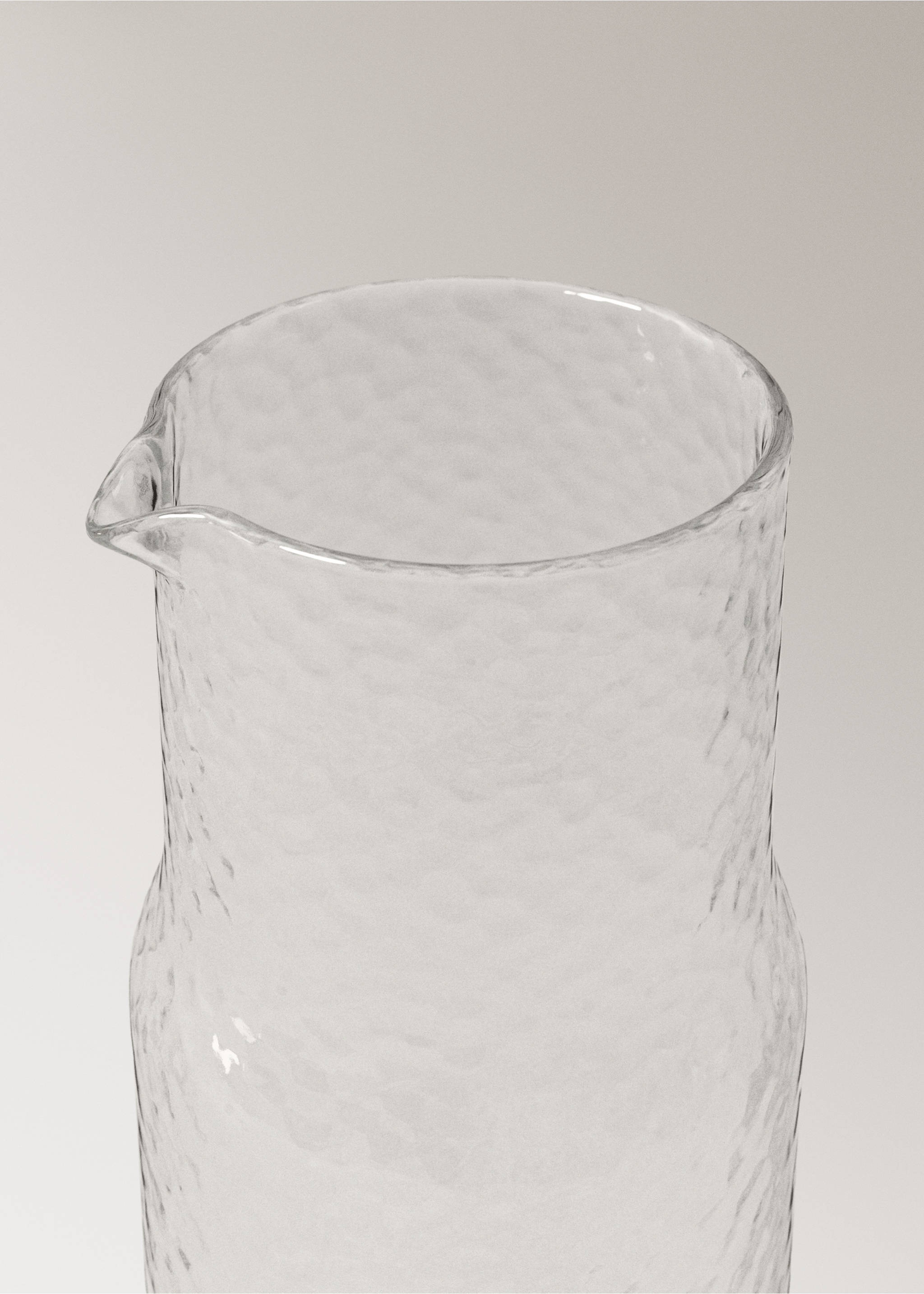 Jarra de vidro martelado - Pormenor do artigo 2, Branco-pérola. Ref: 17024441-00.