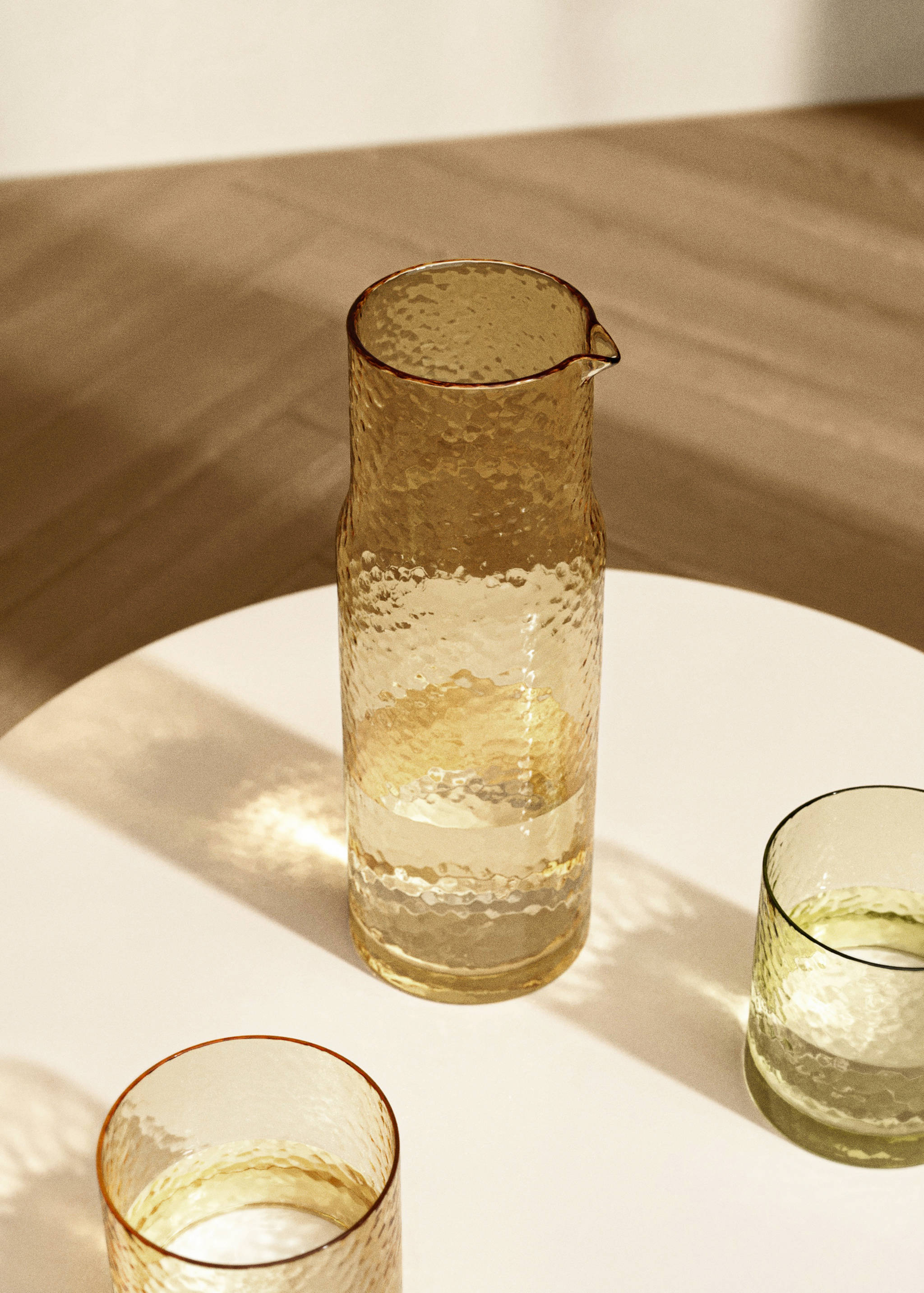 Hammered glass jar - General plane