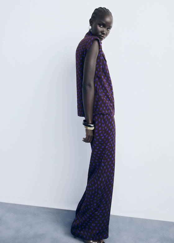 Puantiye desenli drape yaka bluz