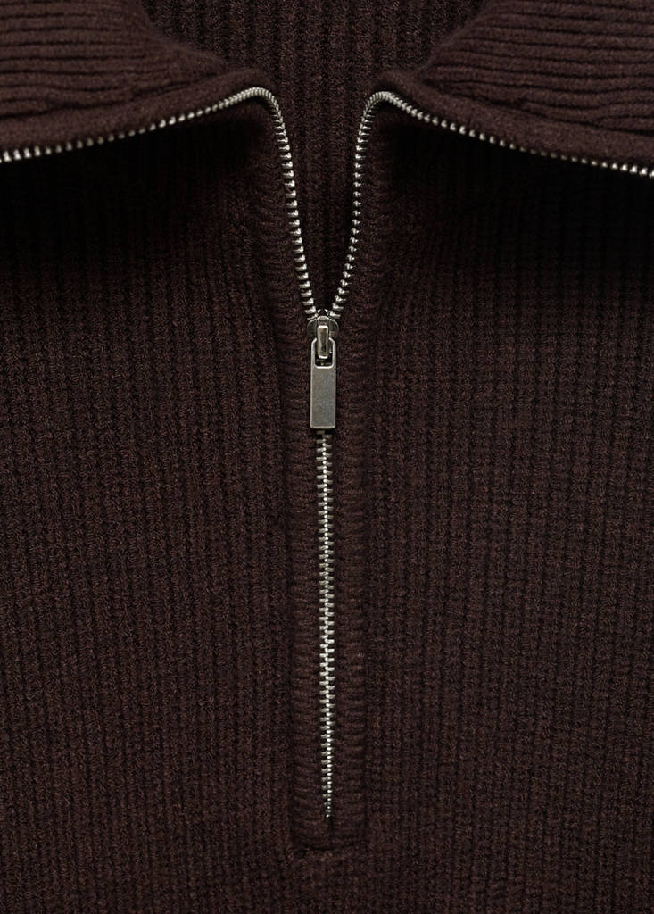Sweater with contrasting zip collar — Chocolate