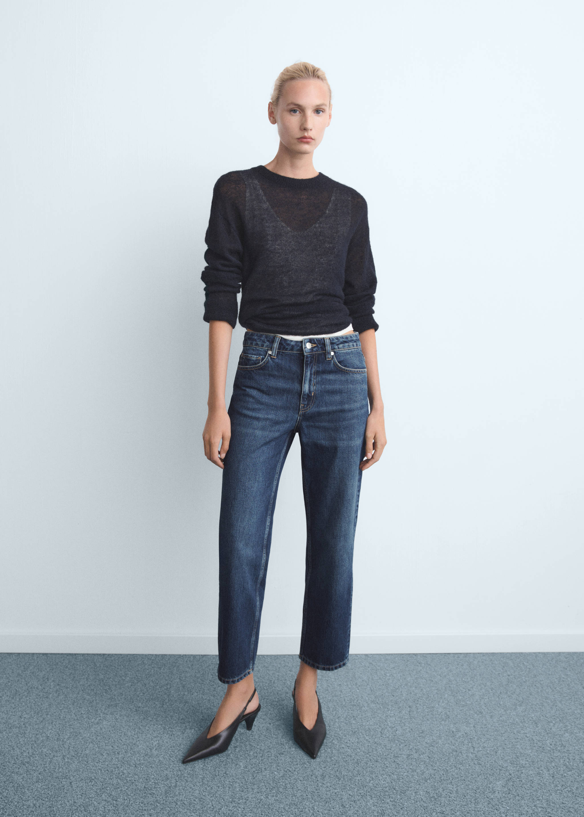 Mid-rise straight jeans - General plane