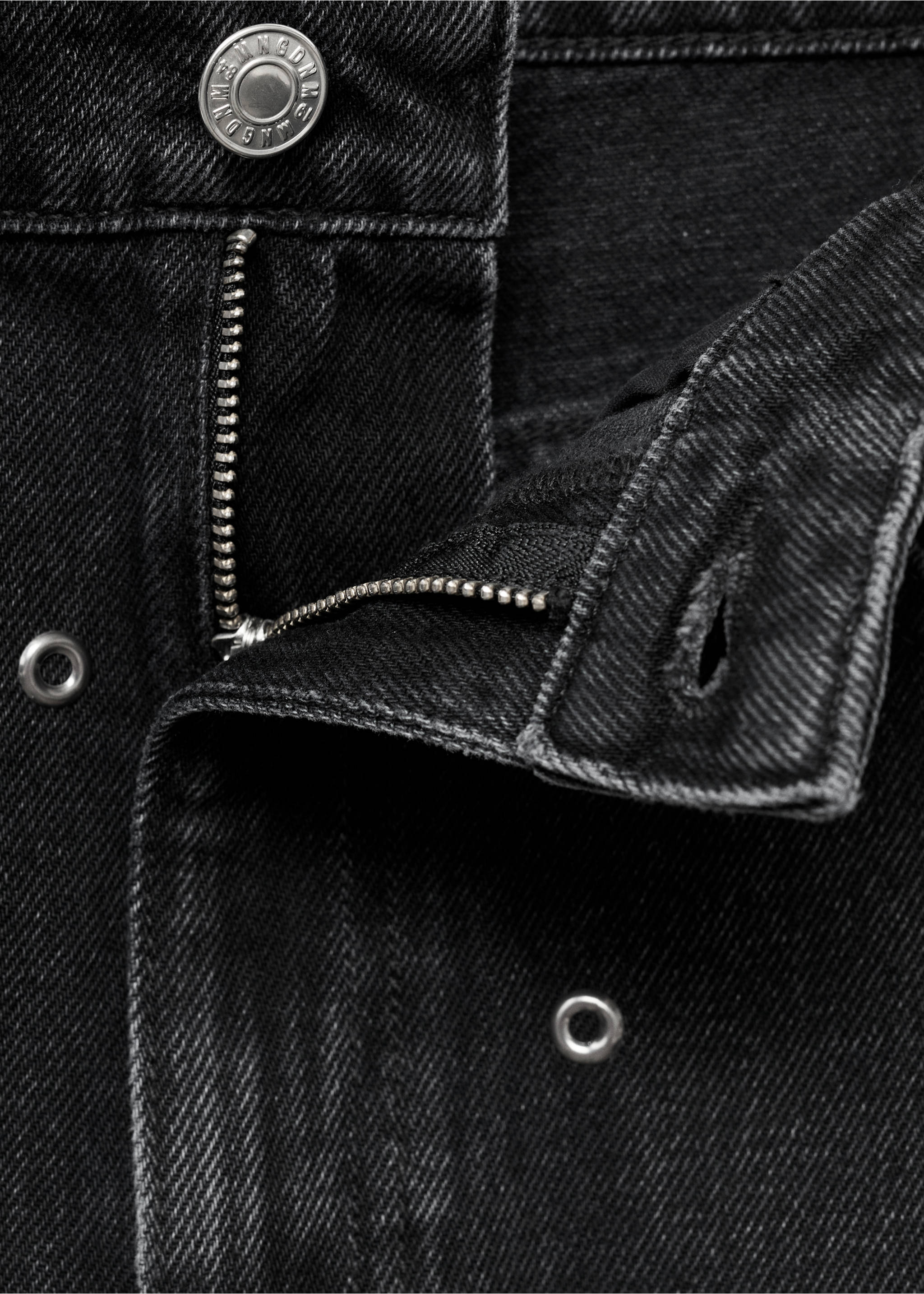 Jean barrel à œillets - Détail de l'article 8, Black denim. Ref: 17024790-00.