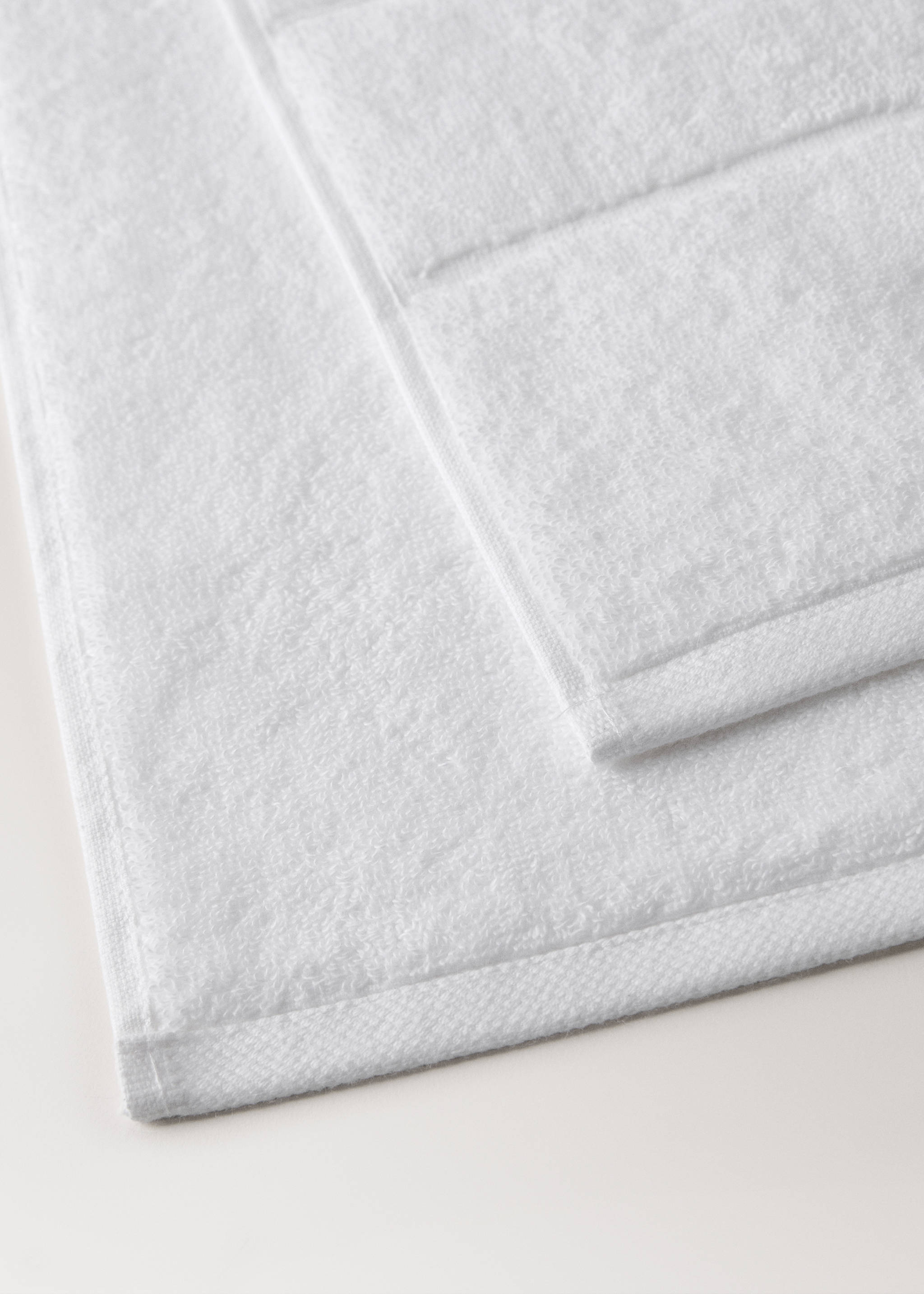 100% cotton bath towel - Details of the article 1