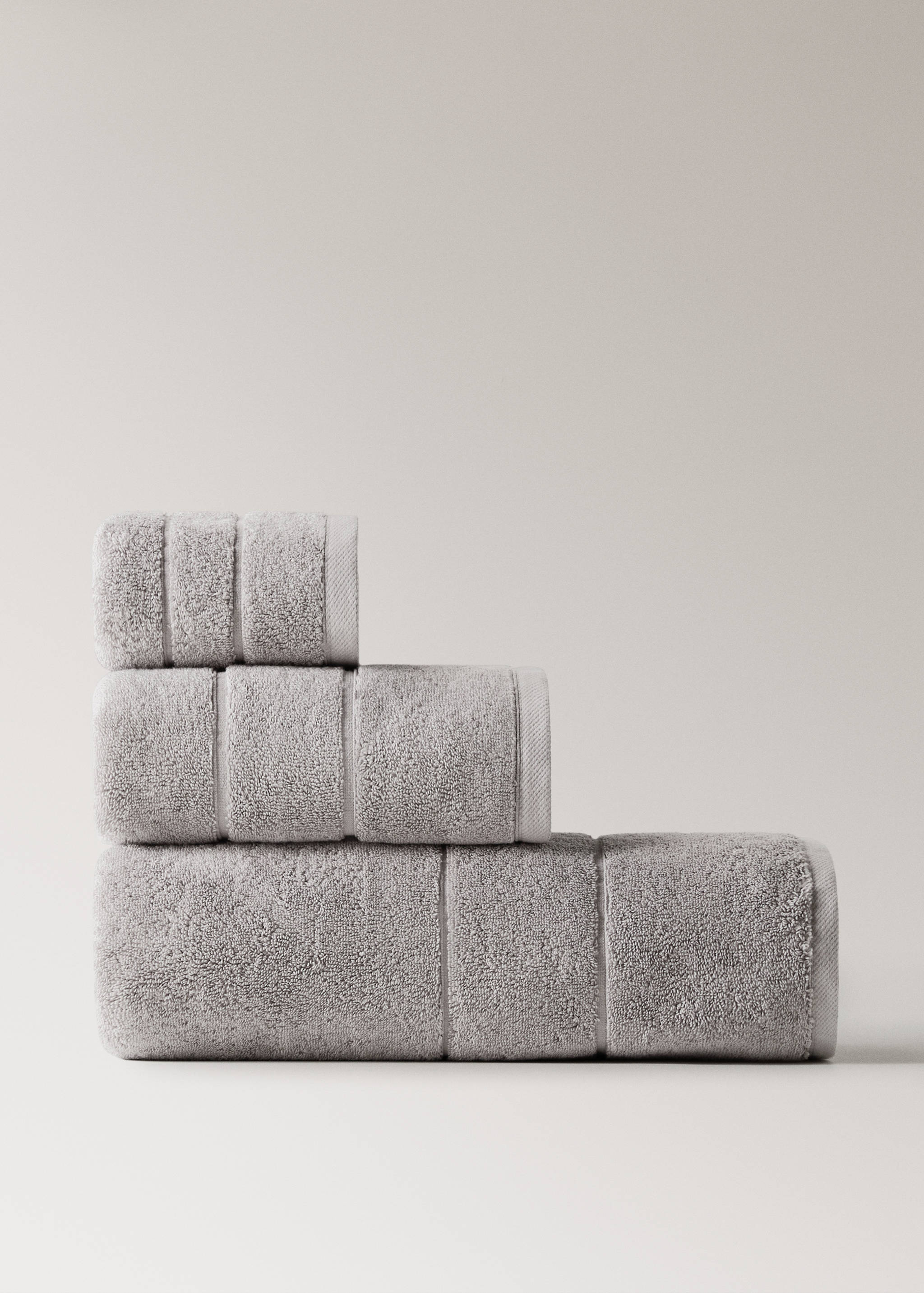 100% cotton bath towel - Article without model