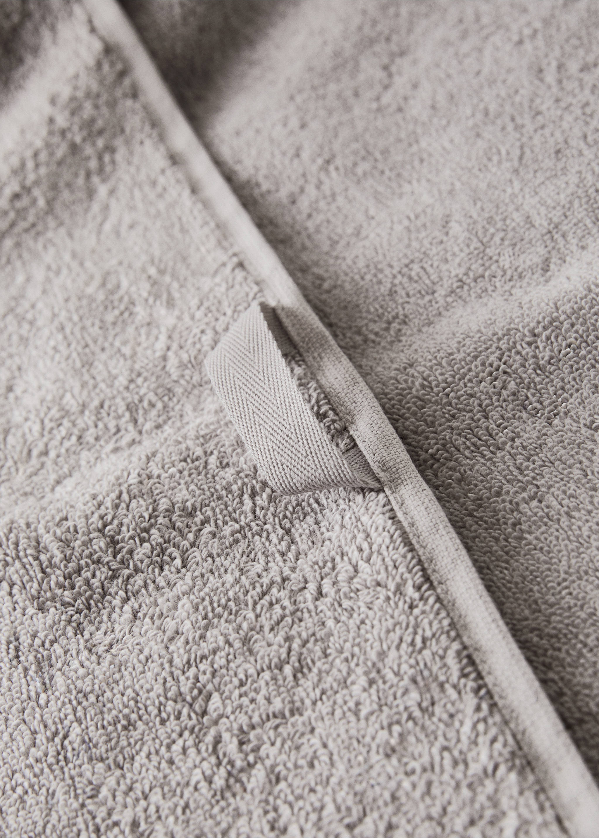 100% cotton bath towel - Details of the article 3, Grey. Ref: 17024792-00.