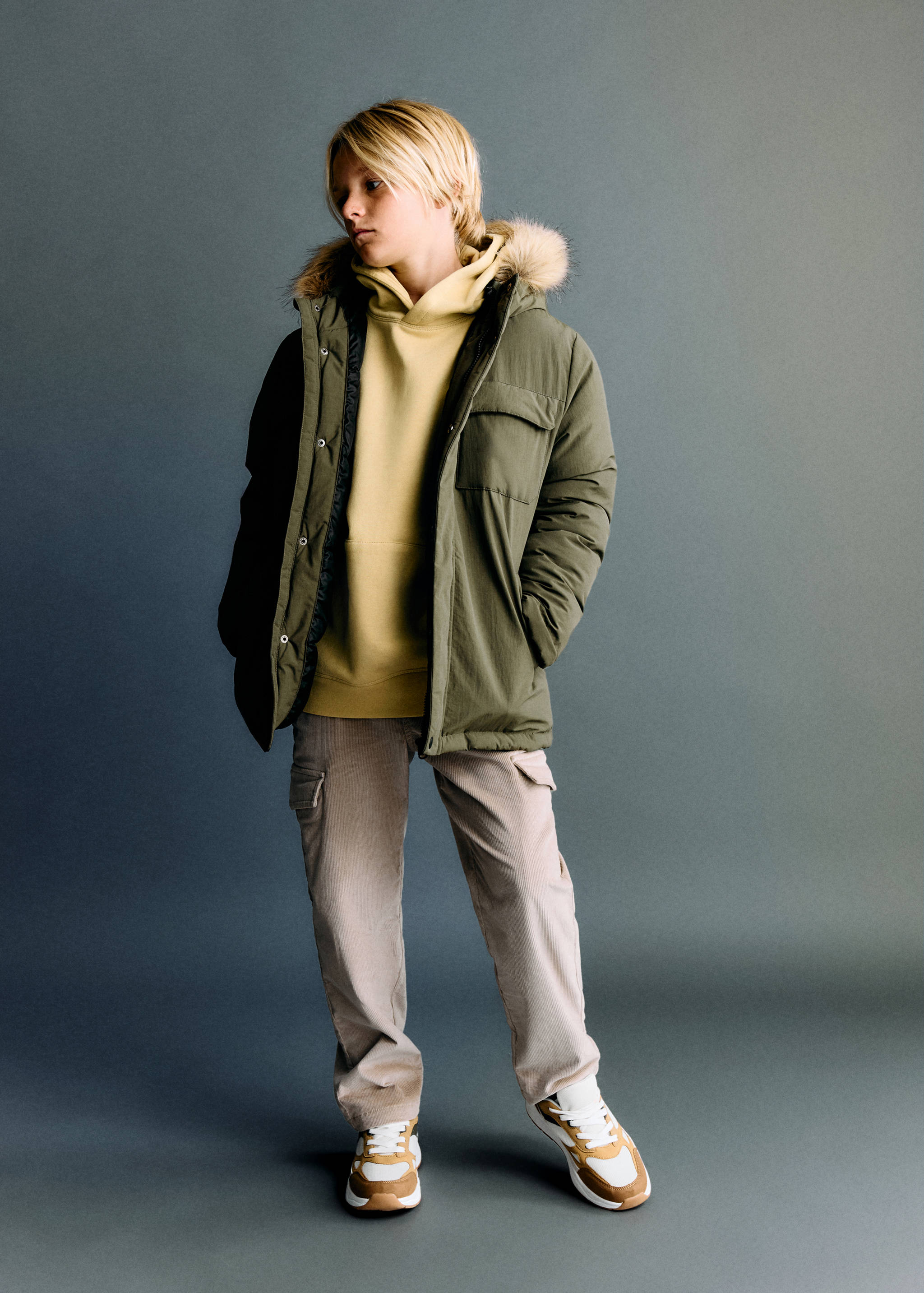 Anorak with shearling-effect hood - General plane
