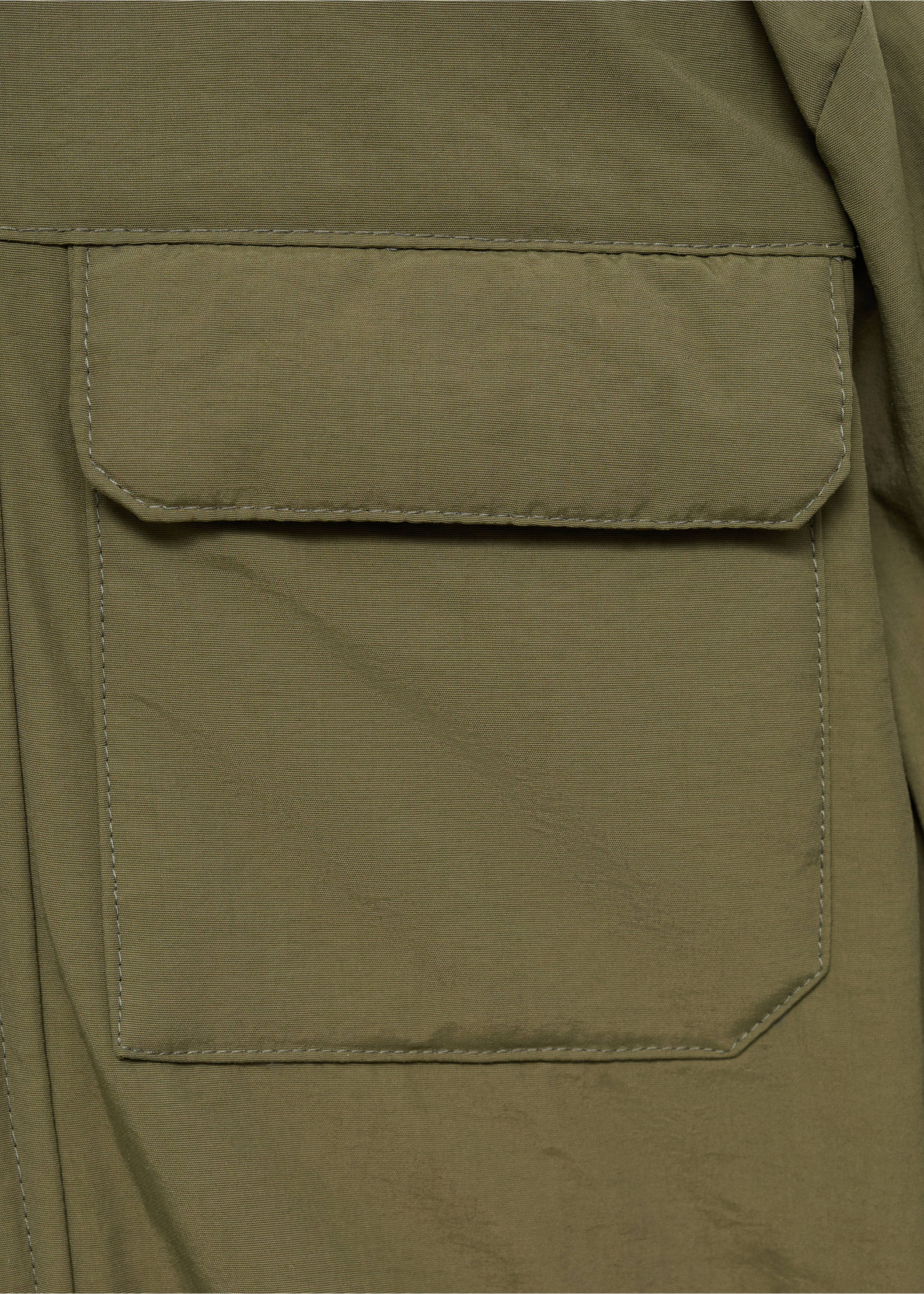 Anorak capucha pelo - Detalle del artículo 0, Khaki. Ref: 17025142-00.