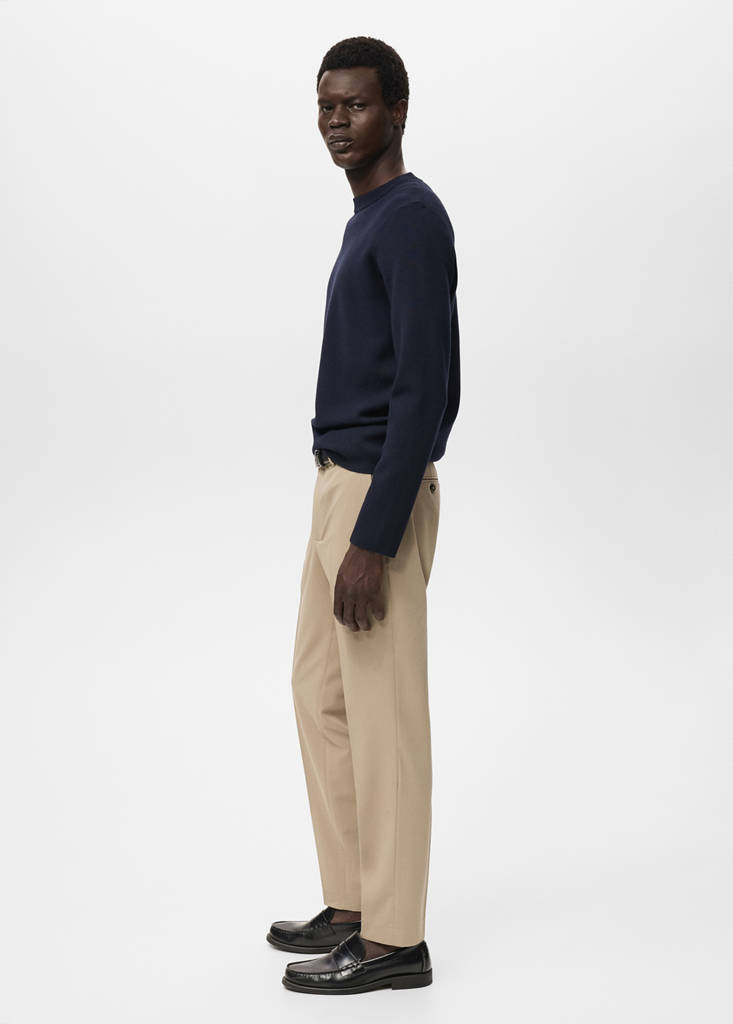 Slim-fit comfort trousers — Beige