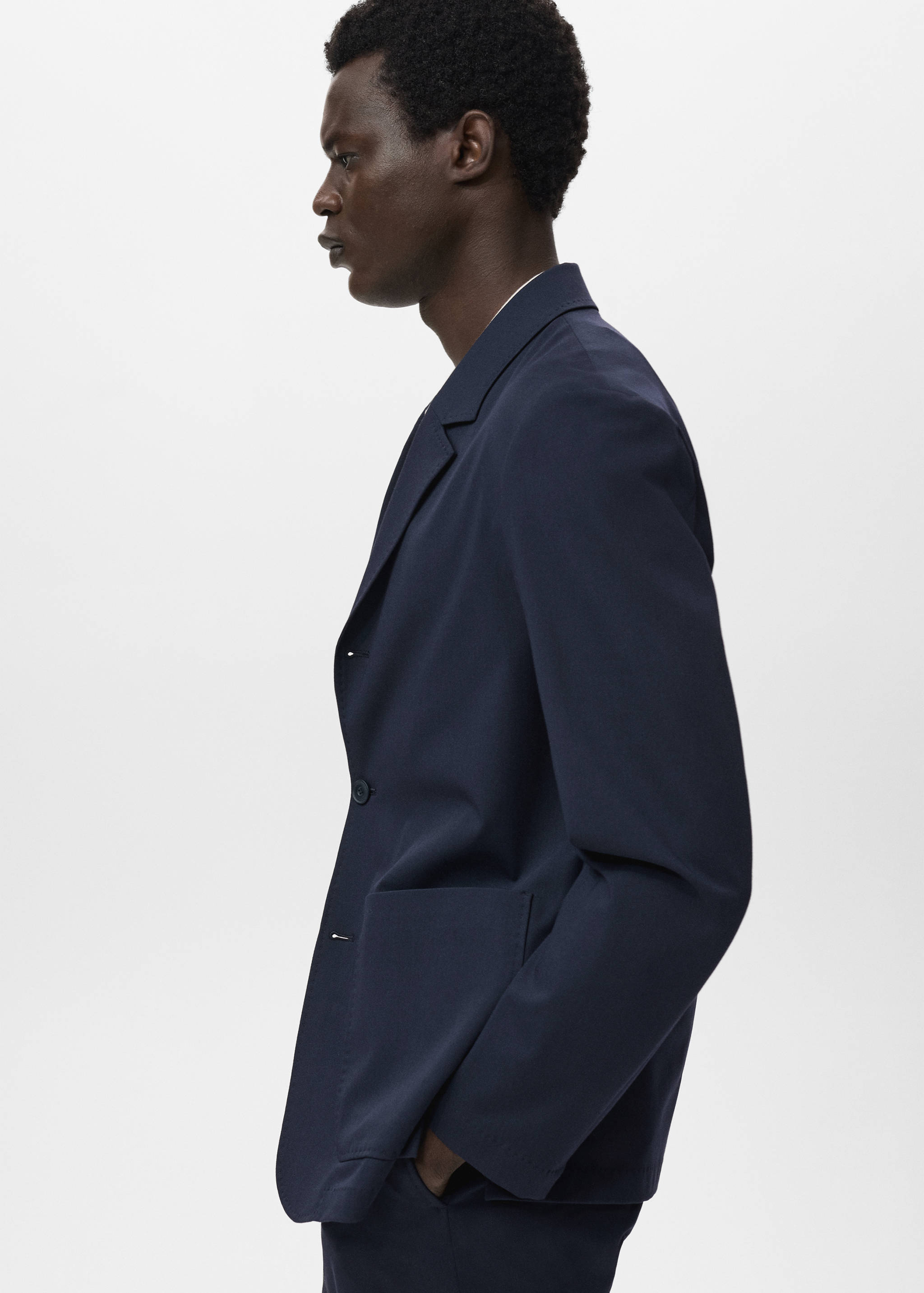 Slim-fit suit jacket with pockets - Details of the article 2