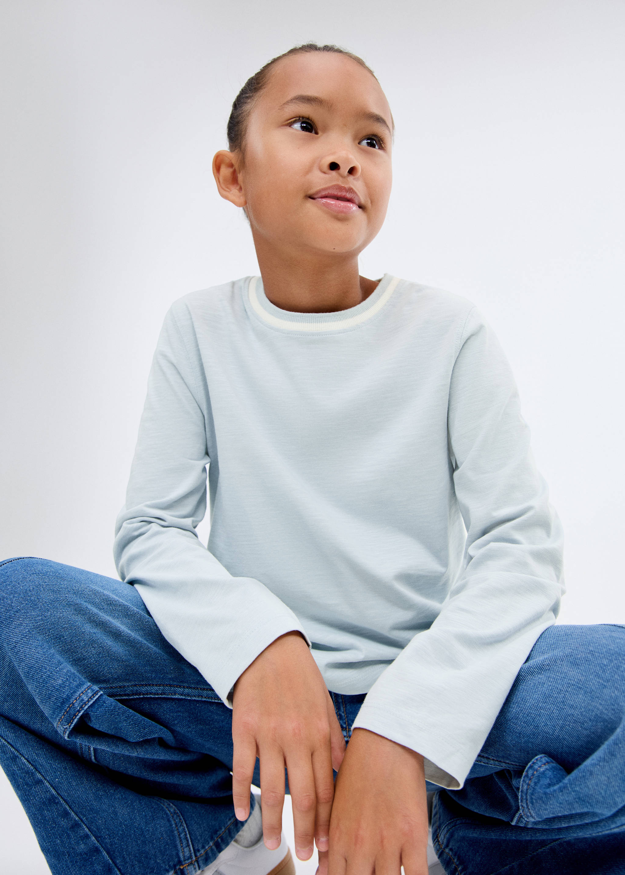 Camiseta cuello contraste - Detalle del artículo 1