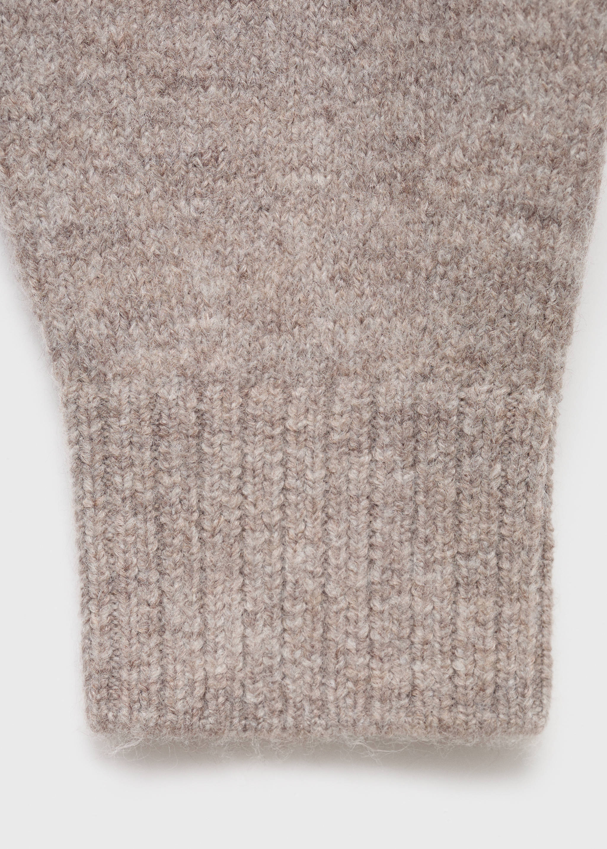 Knitted button cardigan - Details of the article 0