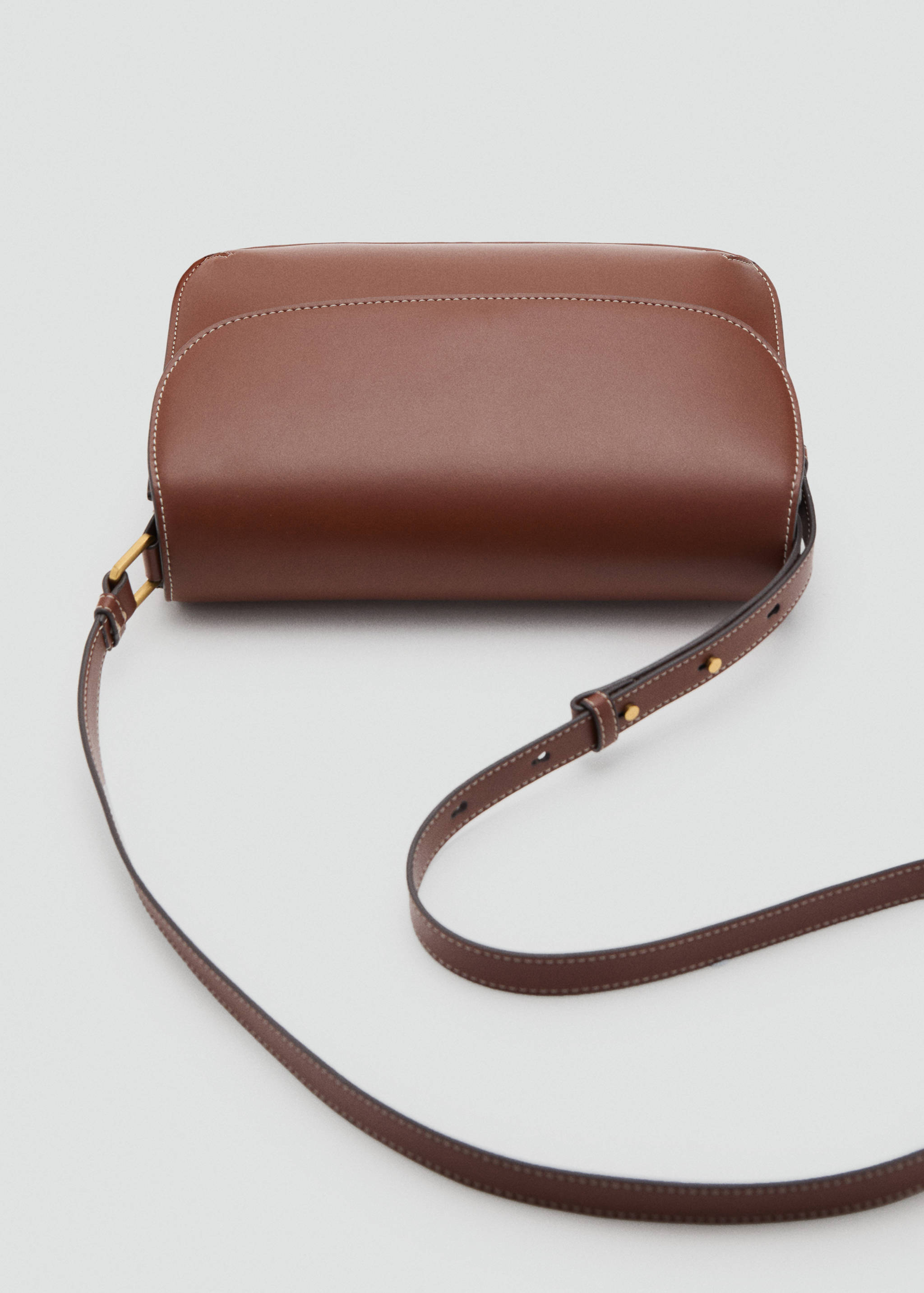 Crossbody bag with flap - Details of the article 4