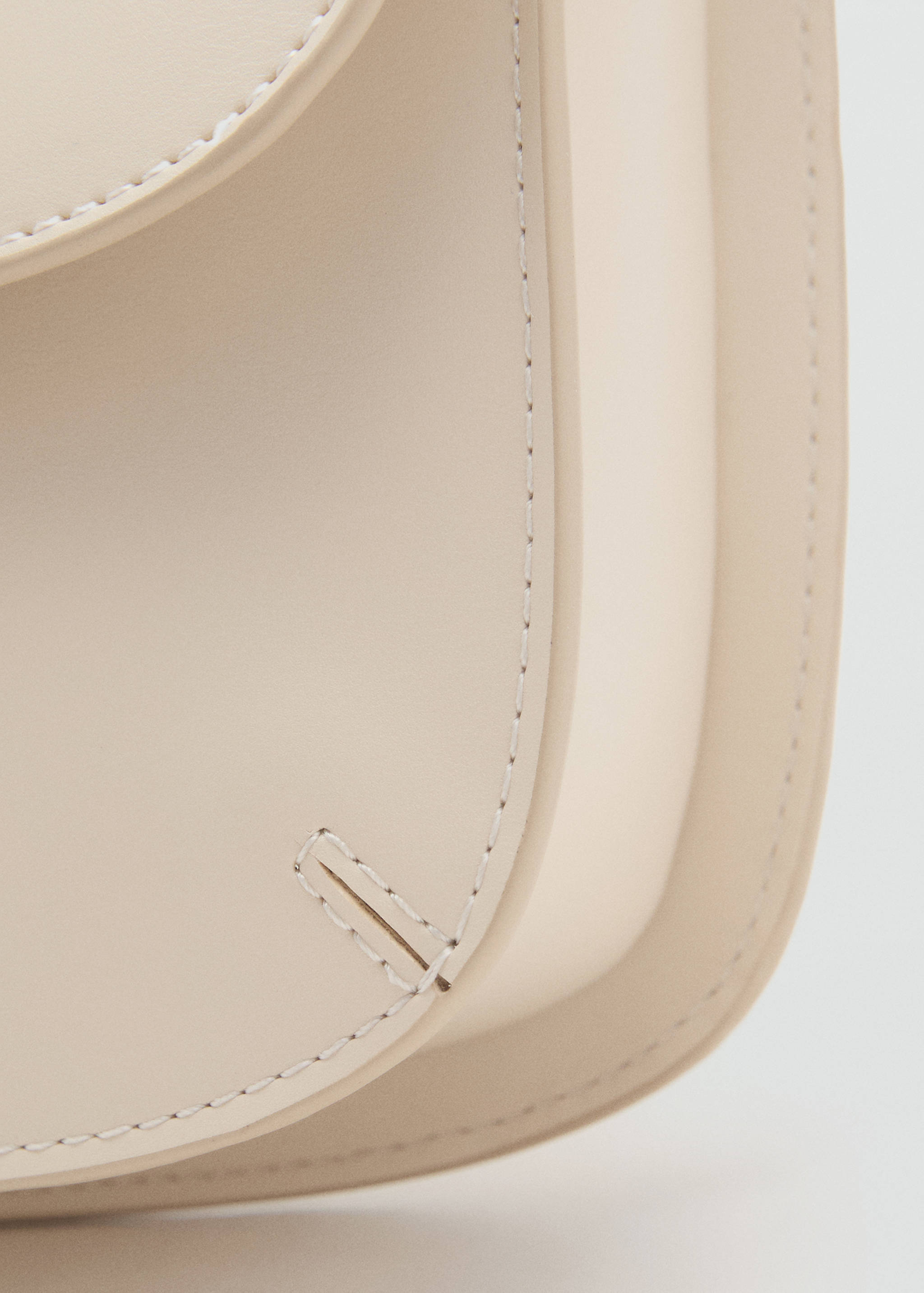 Crossbody bag with flap - Details of the article 3