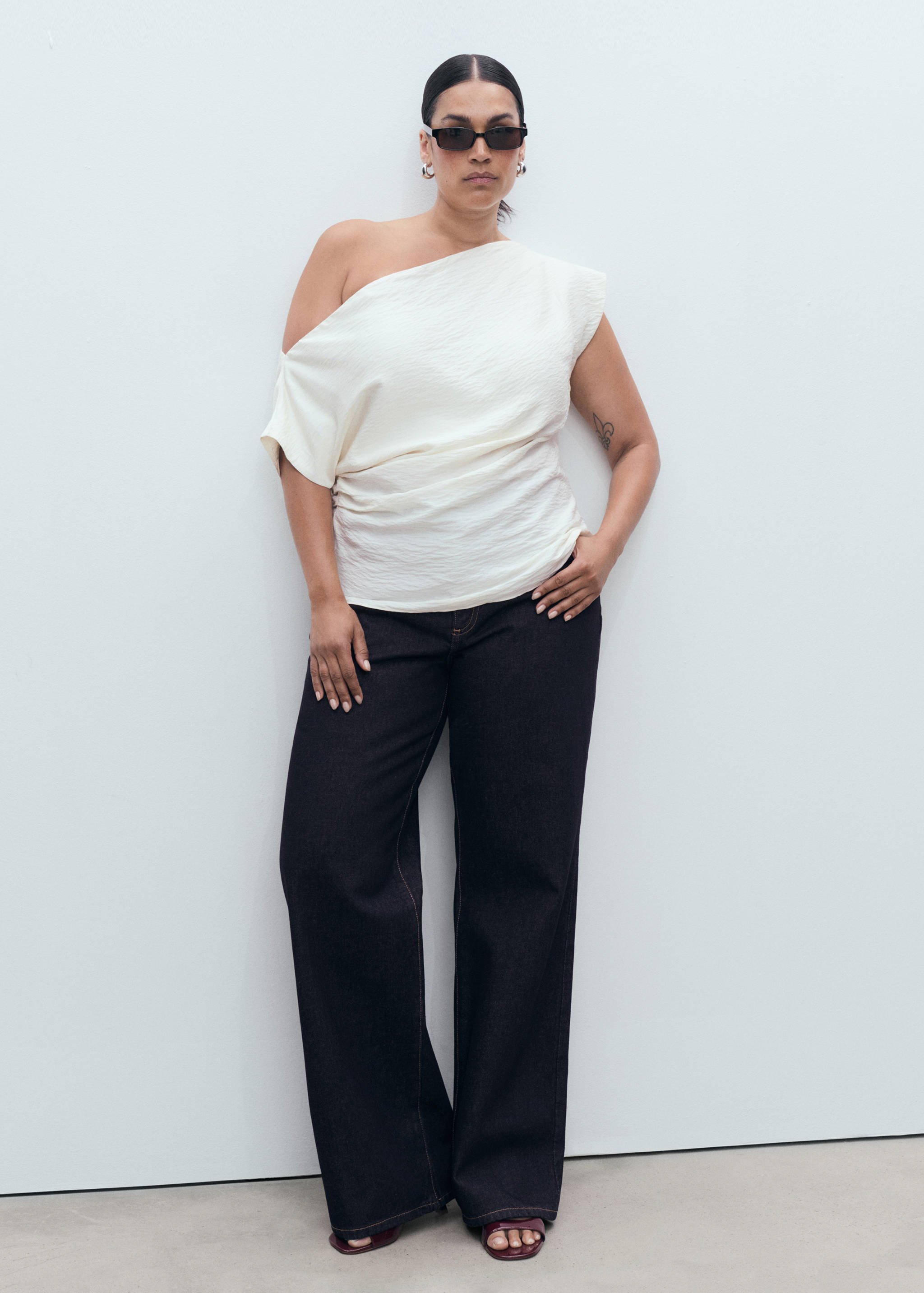 Jeans Danila med vide ben og høyt liv - Artikkeldetalj 3