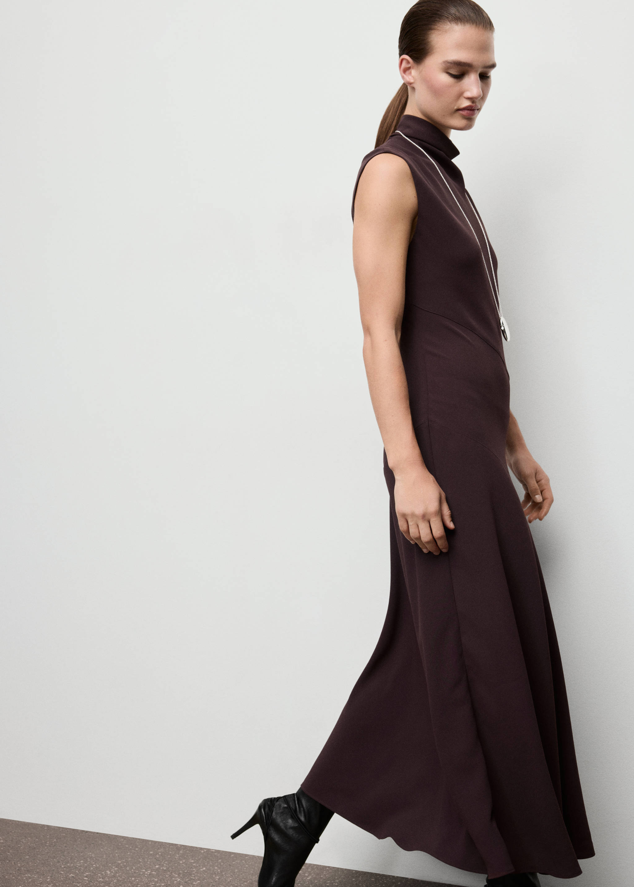 Φόρεμα εβαζέ ζιβάγκο - Μεσαίο πλάνο