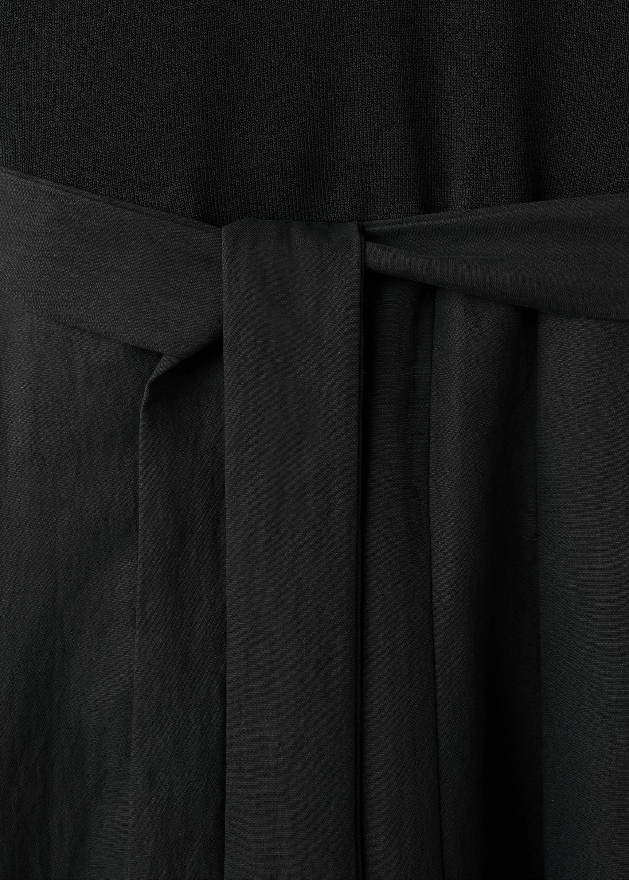 Combined woven dress with belt - Details of the article 8, Black. Ref: 17025819-00.
