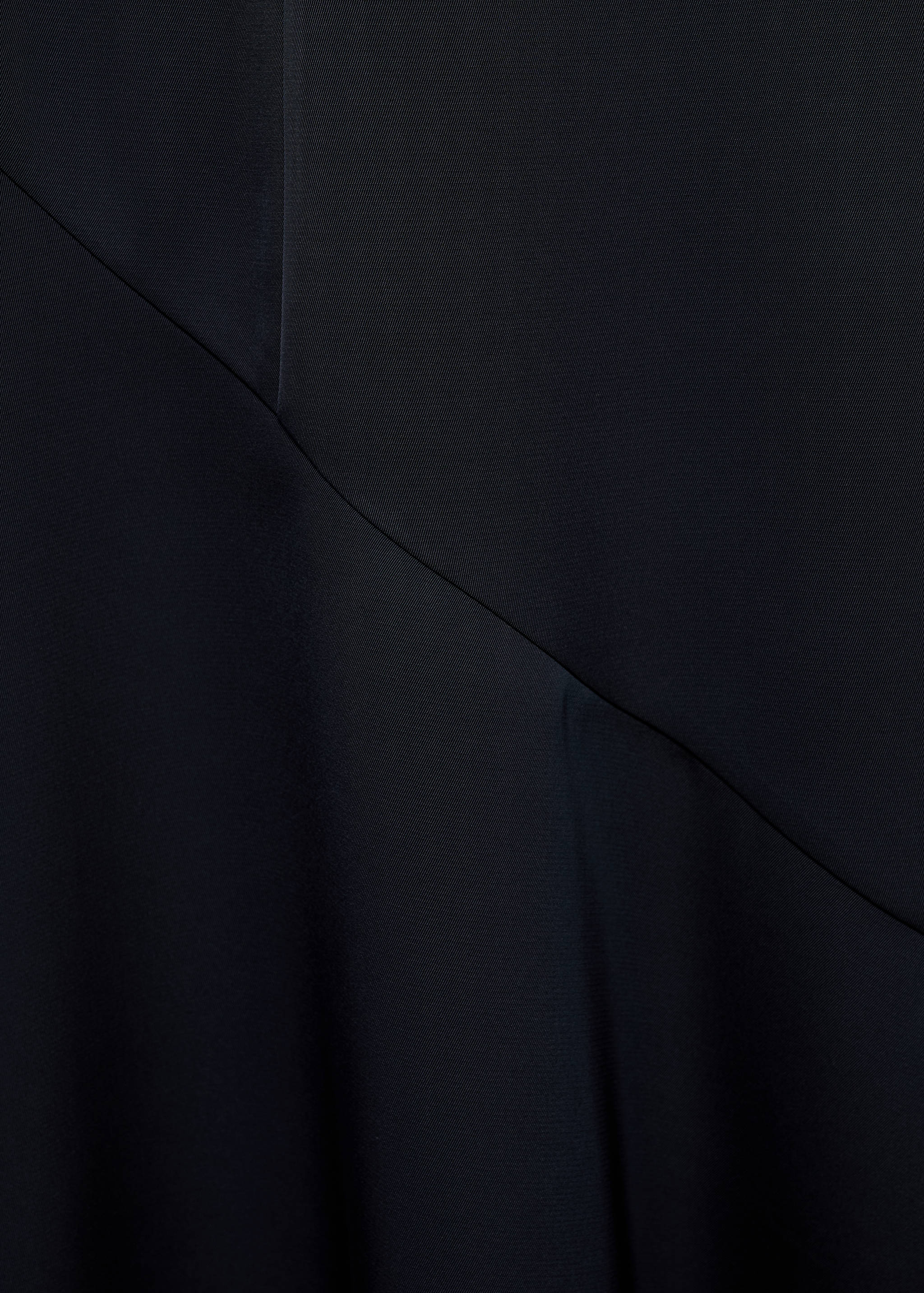 Draped neck dress with opening - Details of the article 8