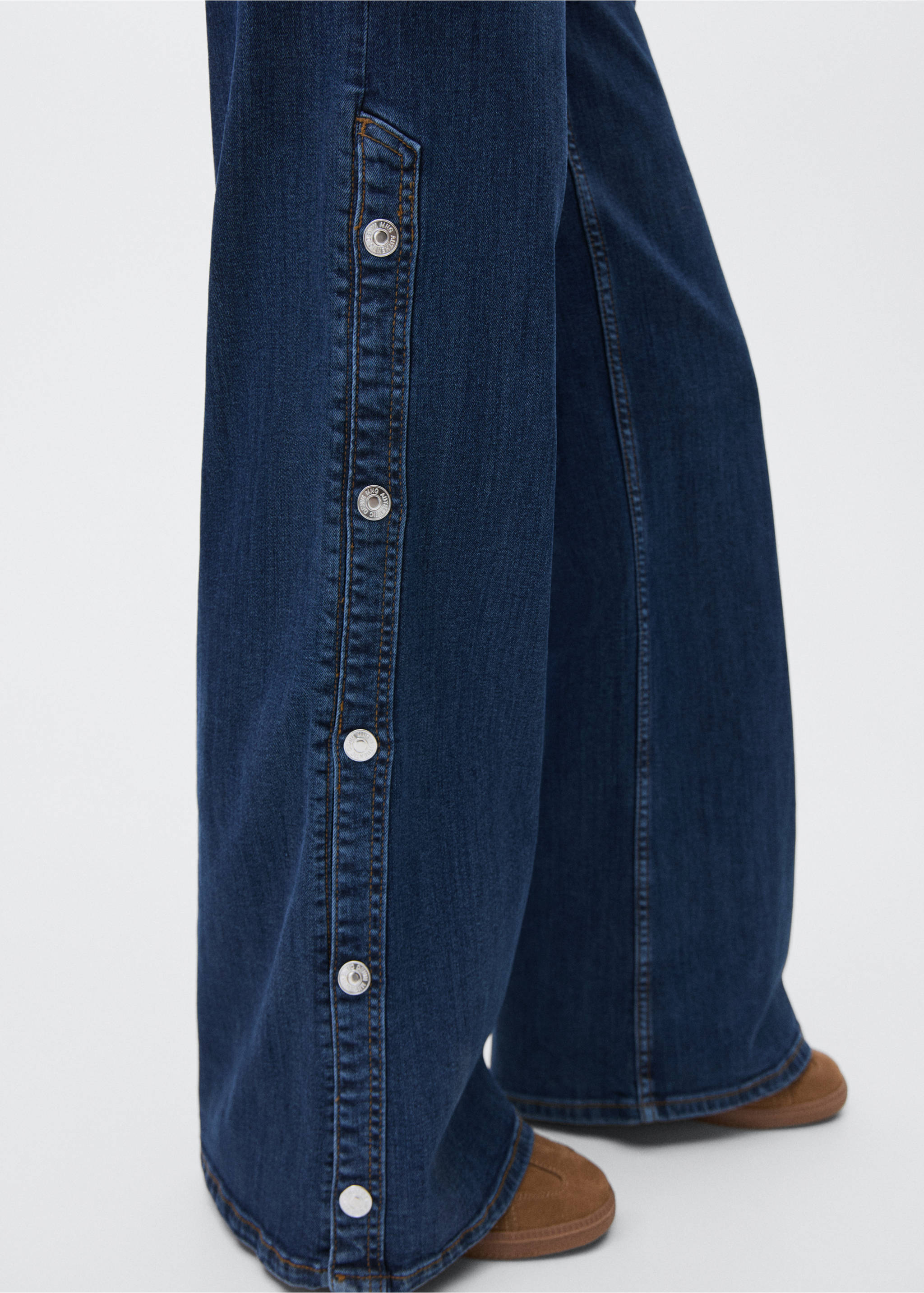 Jeans wideleg aberturas - Detalle del artículo 3, Azul medio. Ref: 17025825-00.
