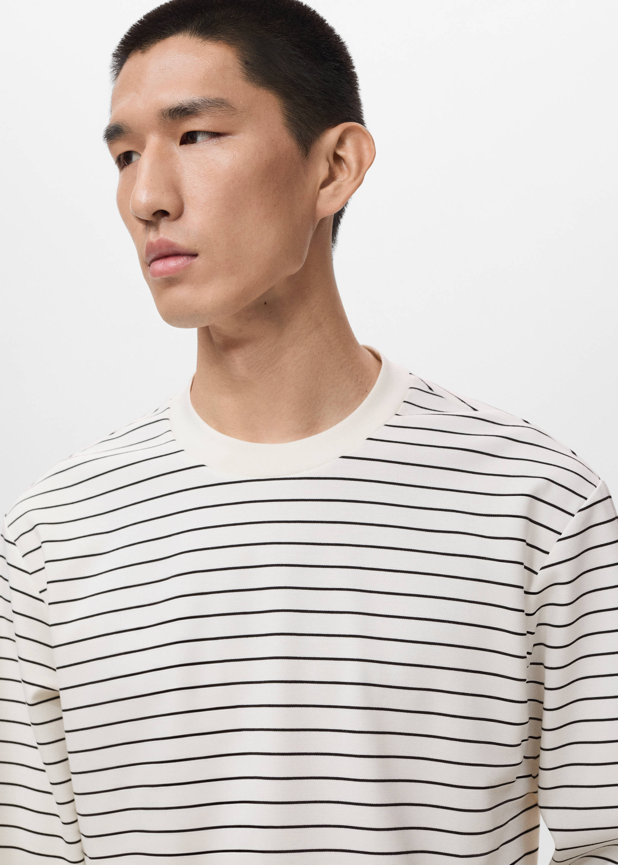 Striped long sleeves t-shirt - Details of the article 1