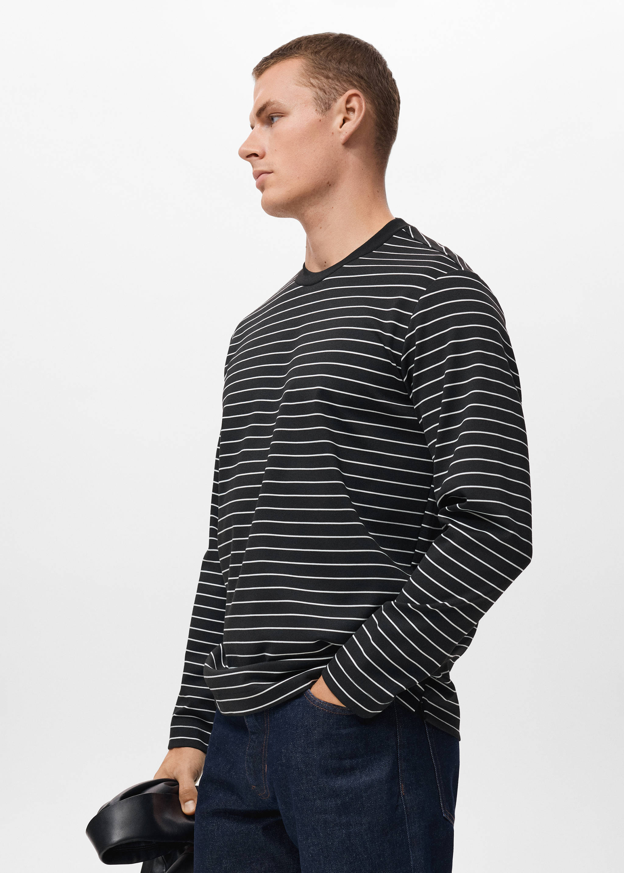 Striped long sleeves t-shirt - Details of the article 2