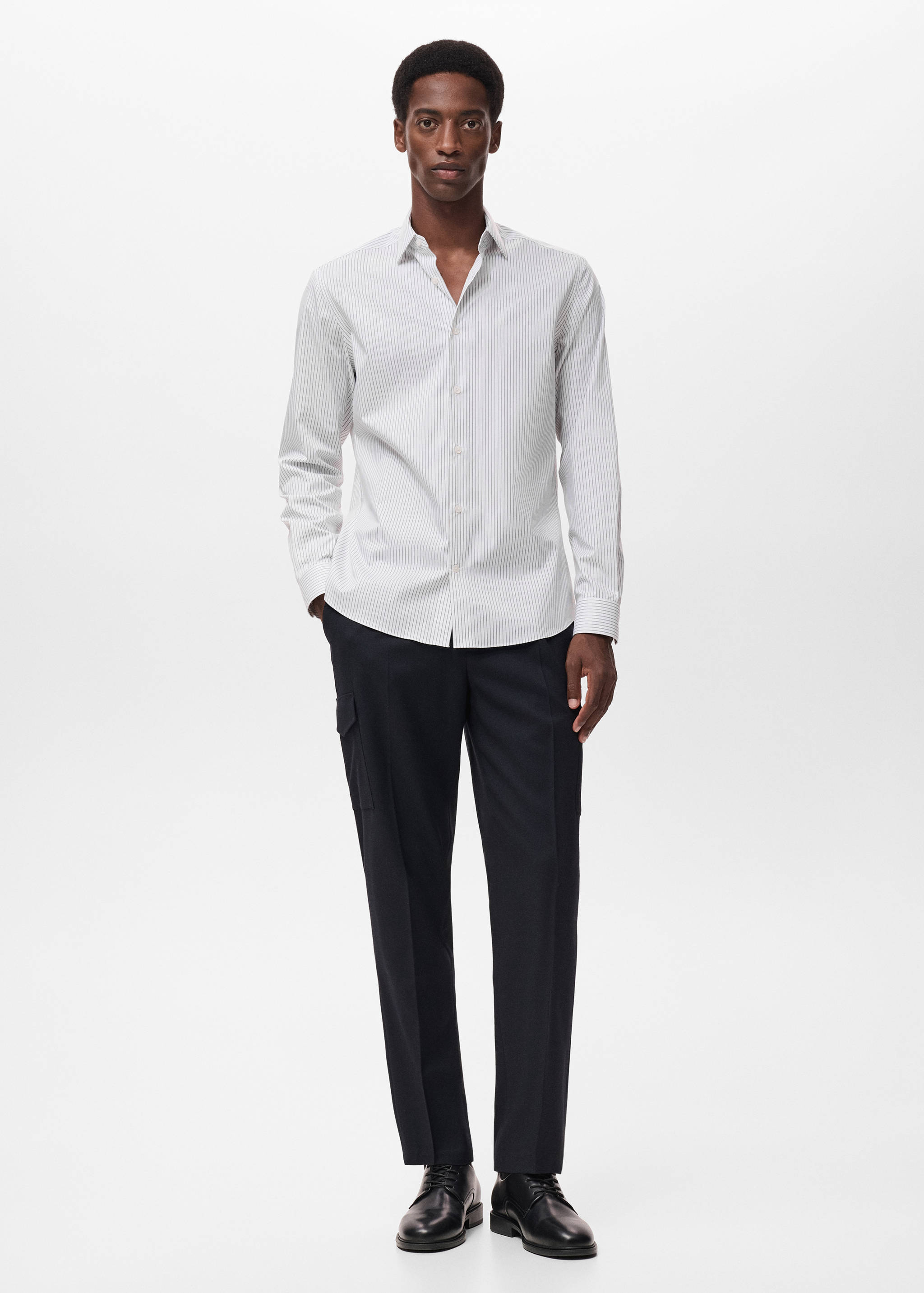 Gestreept regular-fit overhemd van strijkvrij katoen - Overzichtstekening