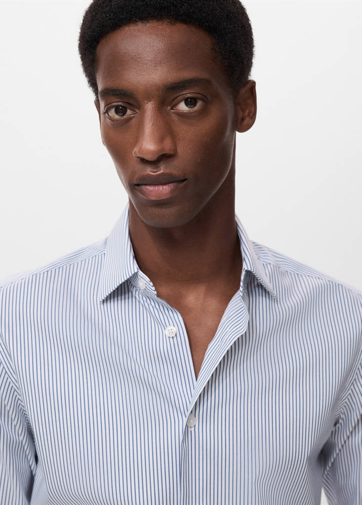 Regular-fit non-iron cotton striped shirt — Navy