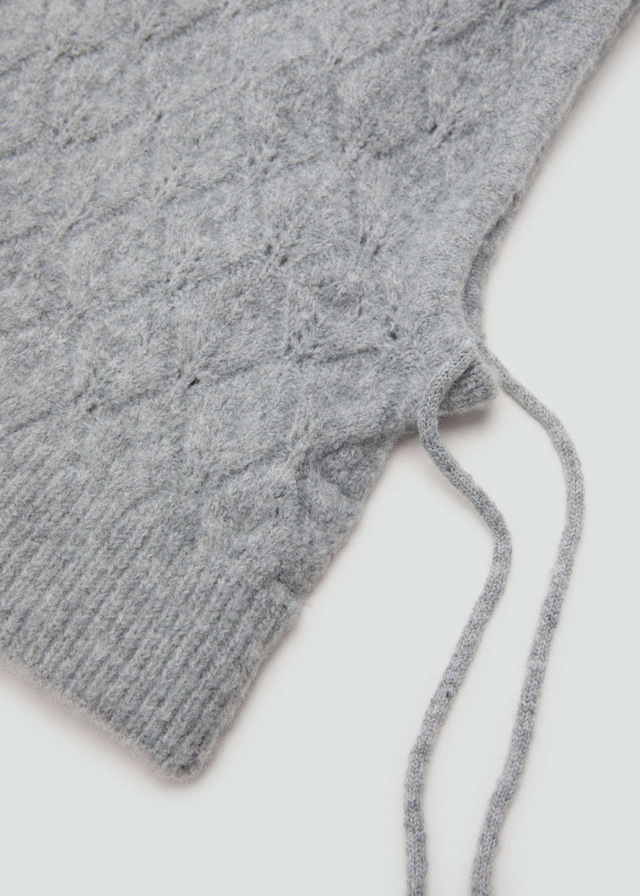 Knitted balaclava - Medium plane