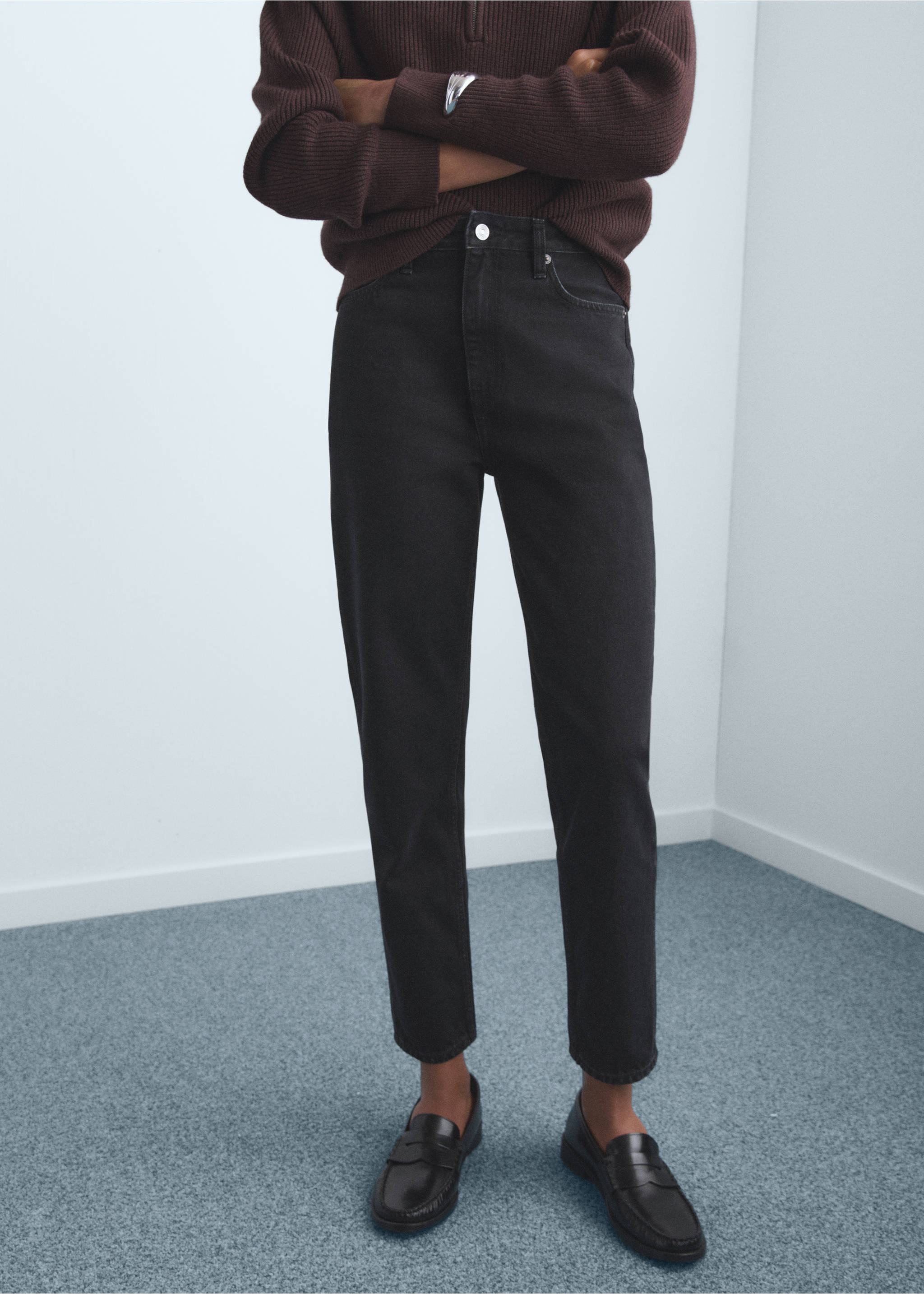 Jean Mom2000 mom taille haute - Plan moyen, Black denim. Ref: 17026355-00.