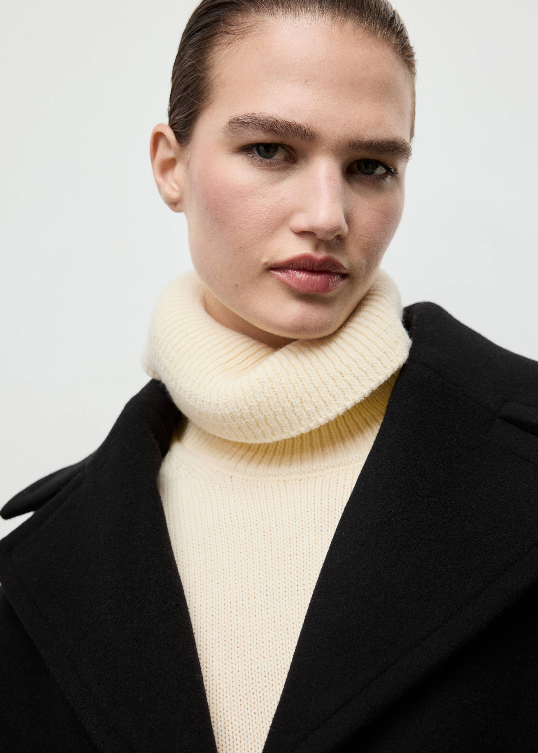 Oversized short wool coat - Details of the article 1