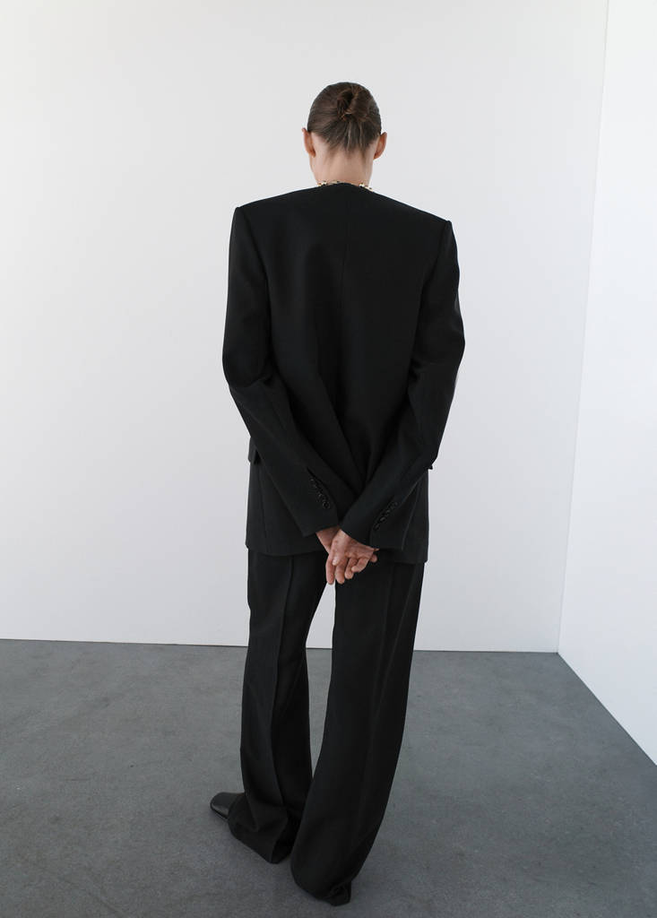 Suit blazer without lapels — Black