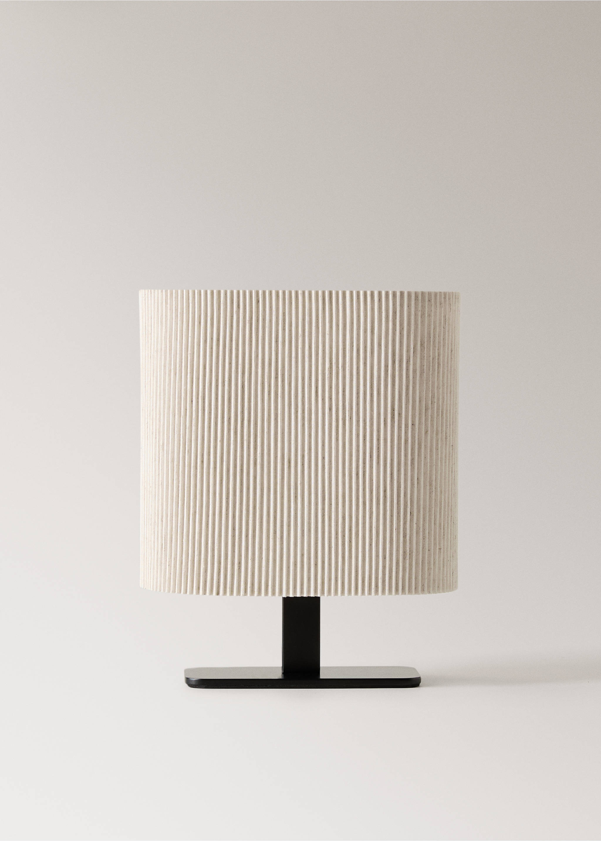 Pleated table lamp - Article without model, Beige. Ref: 17026725-00.